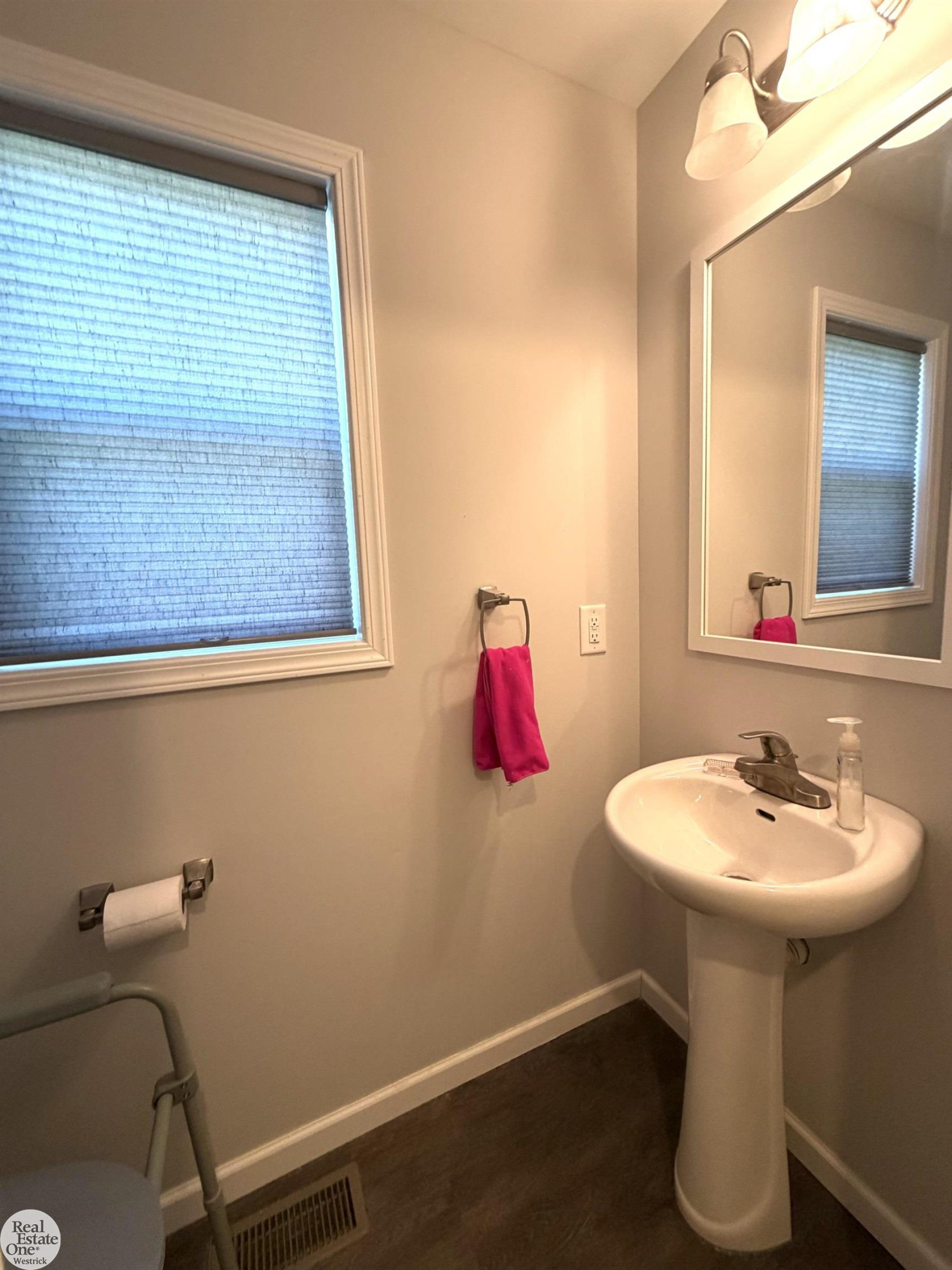 8164 River Road, MI — Photo 5