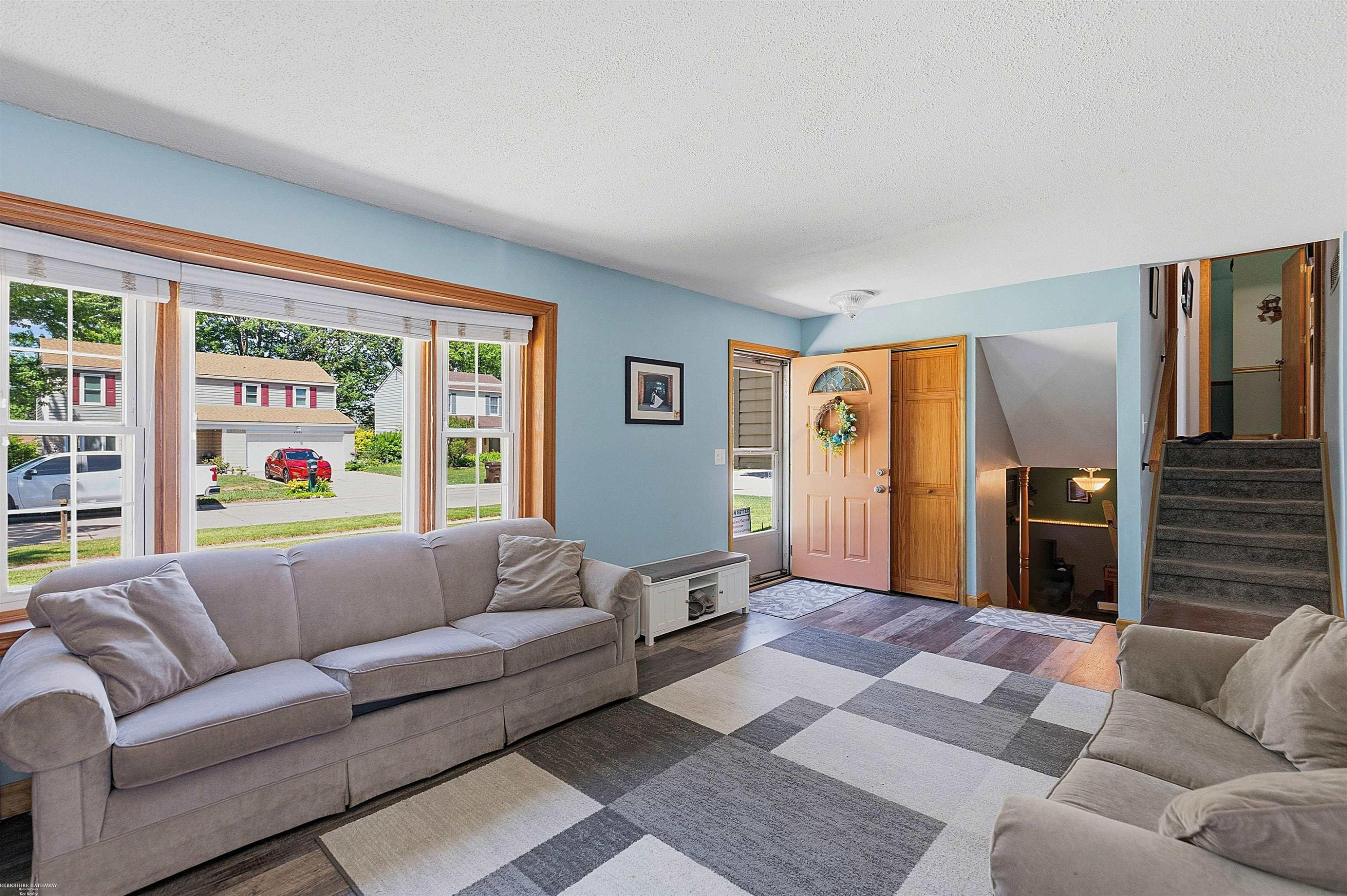 41688 Tetley Dr Drive, Sterling Heights, MI 48313 — Photo 3