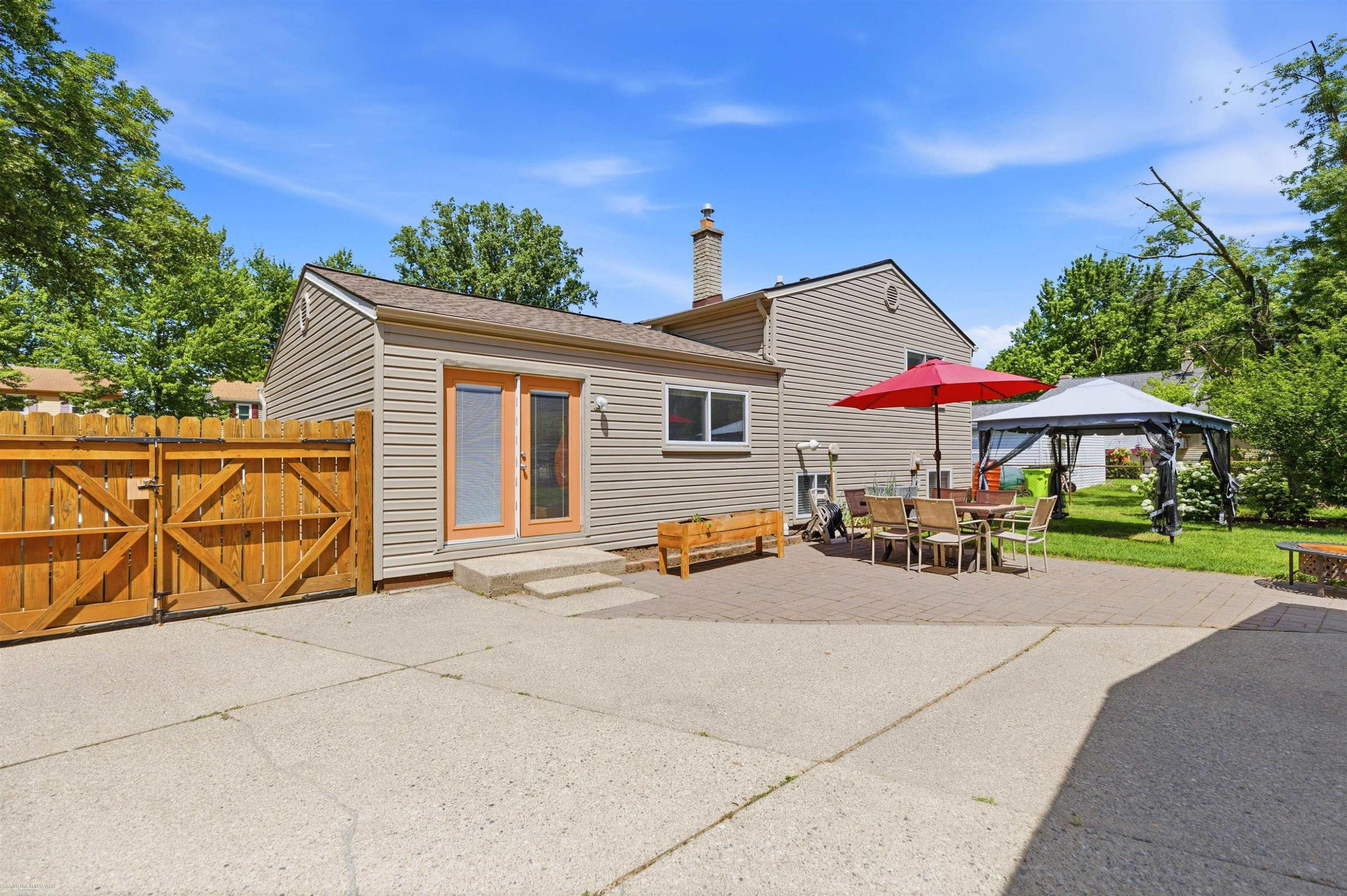 41688 Tetley Dr Drive, Sterling Heights, MI 48313 — Photo 25
