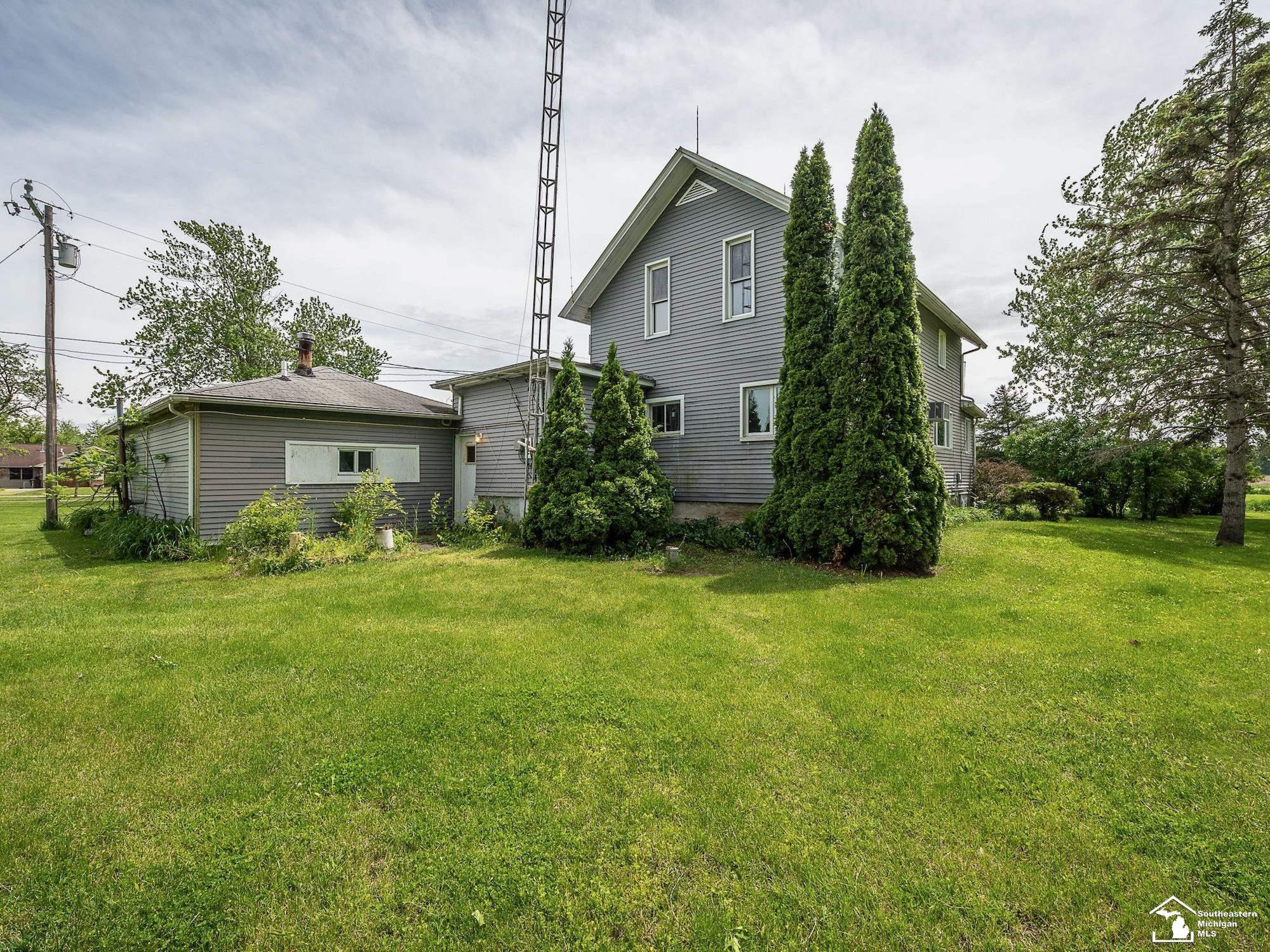 3754 Stewart Road - Photo 2