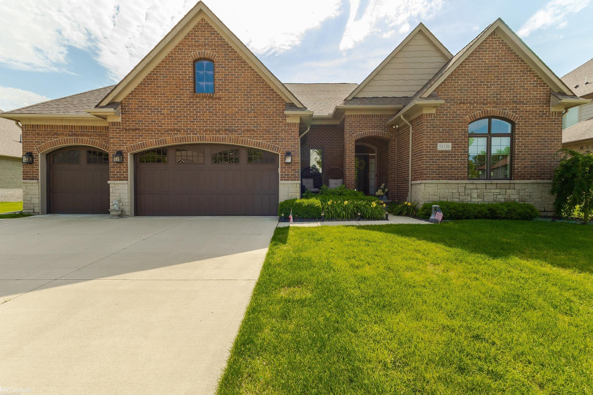 53130 WESTWOOD PARK Drive, Shelby Twp, MI 48316 — Photo 3