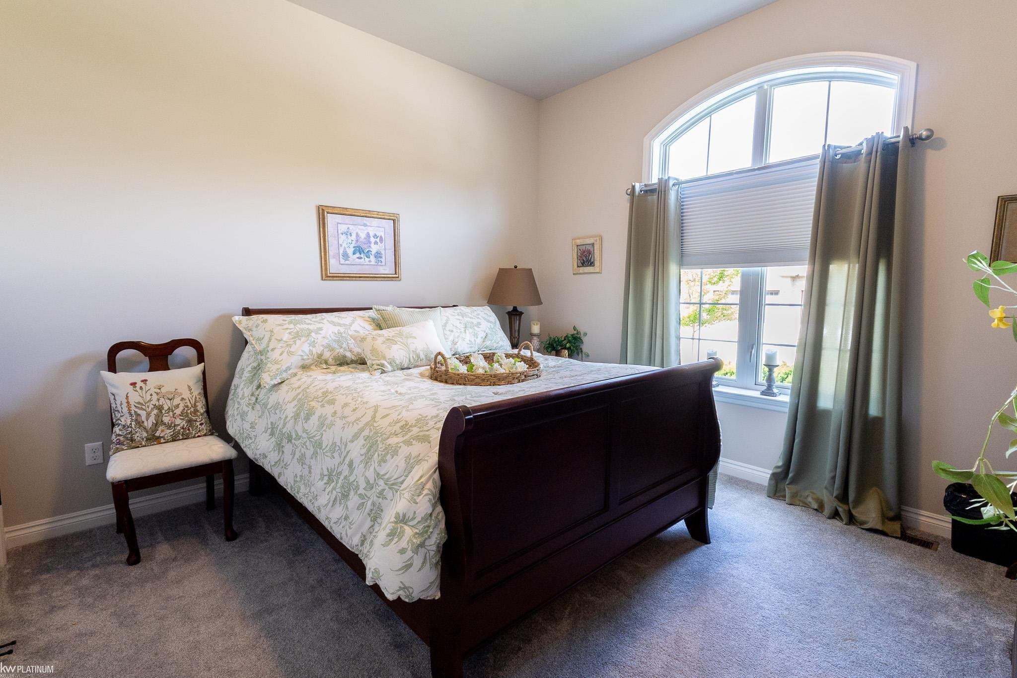 53130 WESTWOOD PARK Drive, Shelby Twp, MI 48316 — Photo 8