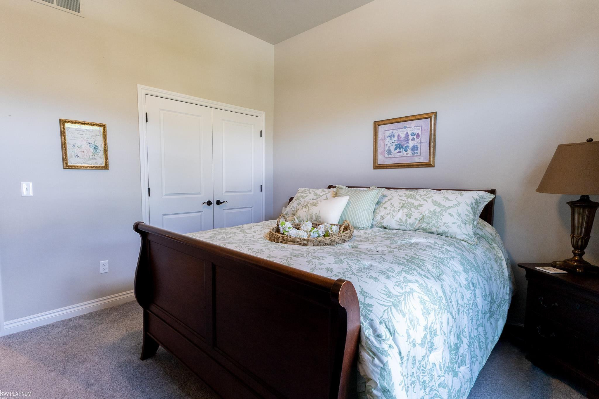 53130 WESTWOOD PARK Drive, Shelby Twp, MI 48316 — Photo 9