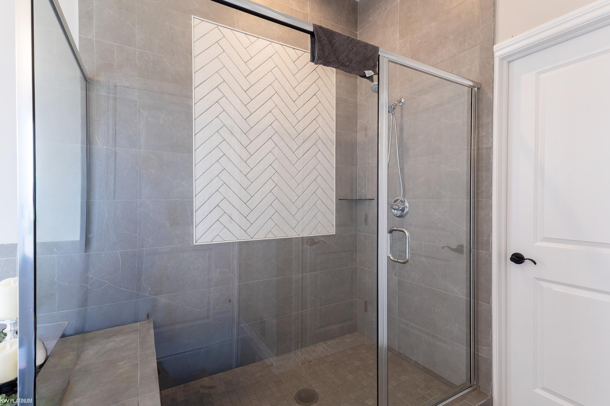 53130 WESTWOOD PARK Drive, Shelby Twp, MI 48316 — Photo 38