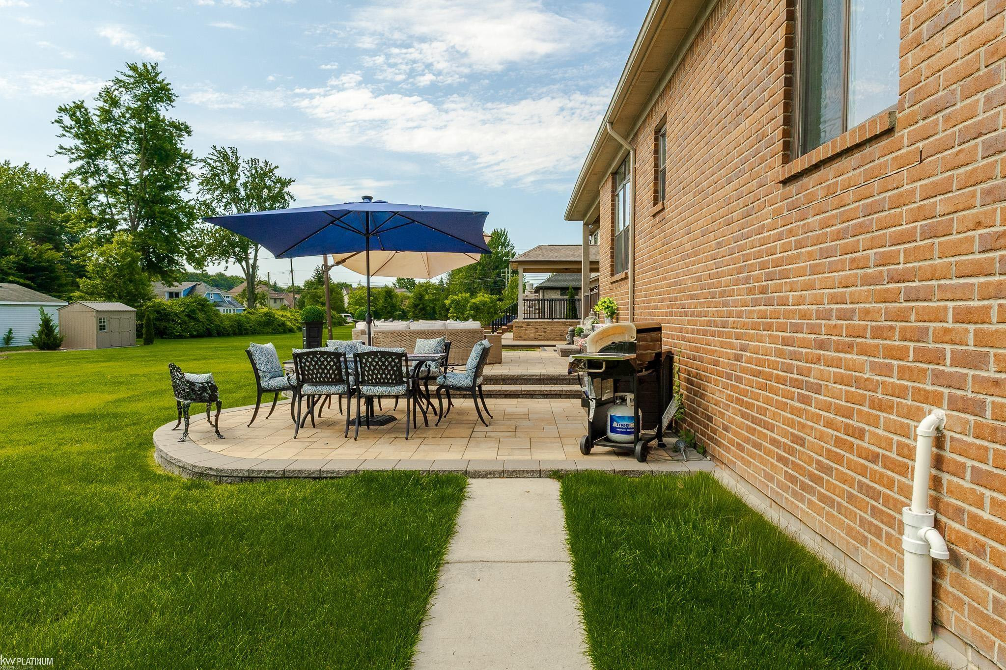53130 WESTWOOD PARK Drive, Shelby Twp, MI 48316 — Photo 62