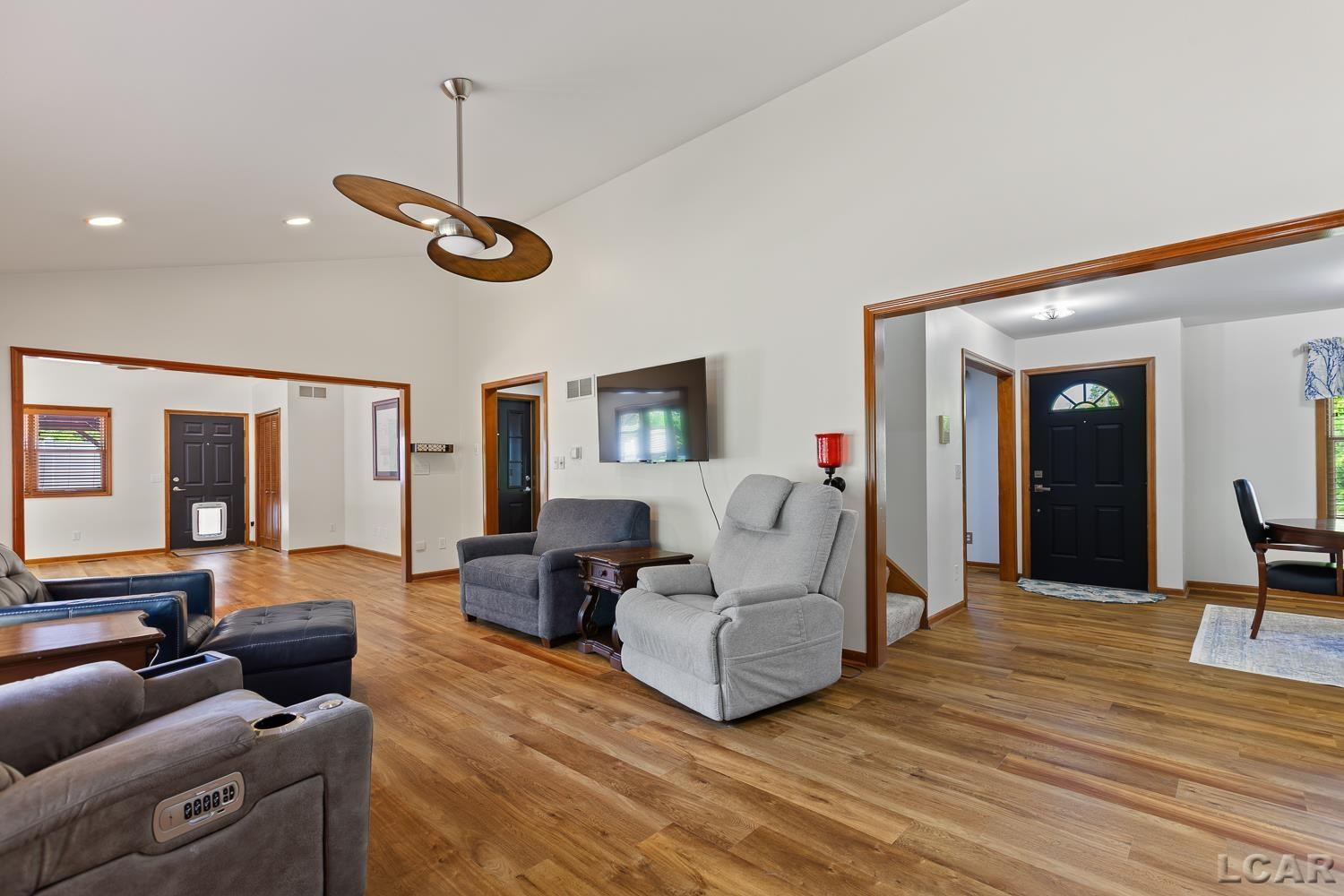 817 Outer Drive, Tecumseh, MI 49286 — Photo 12