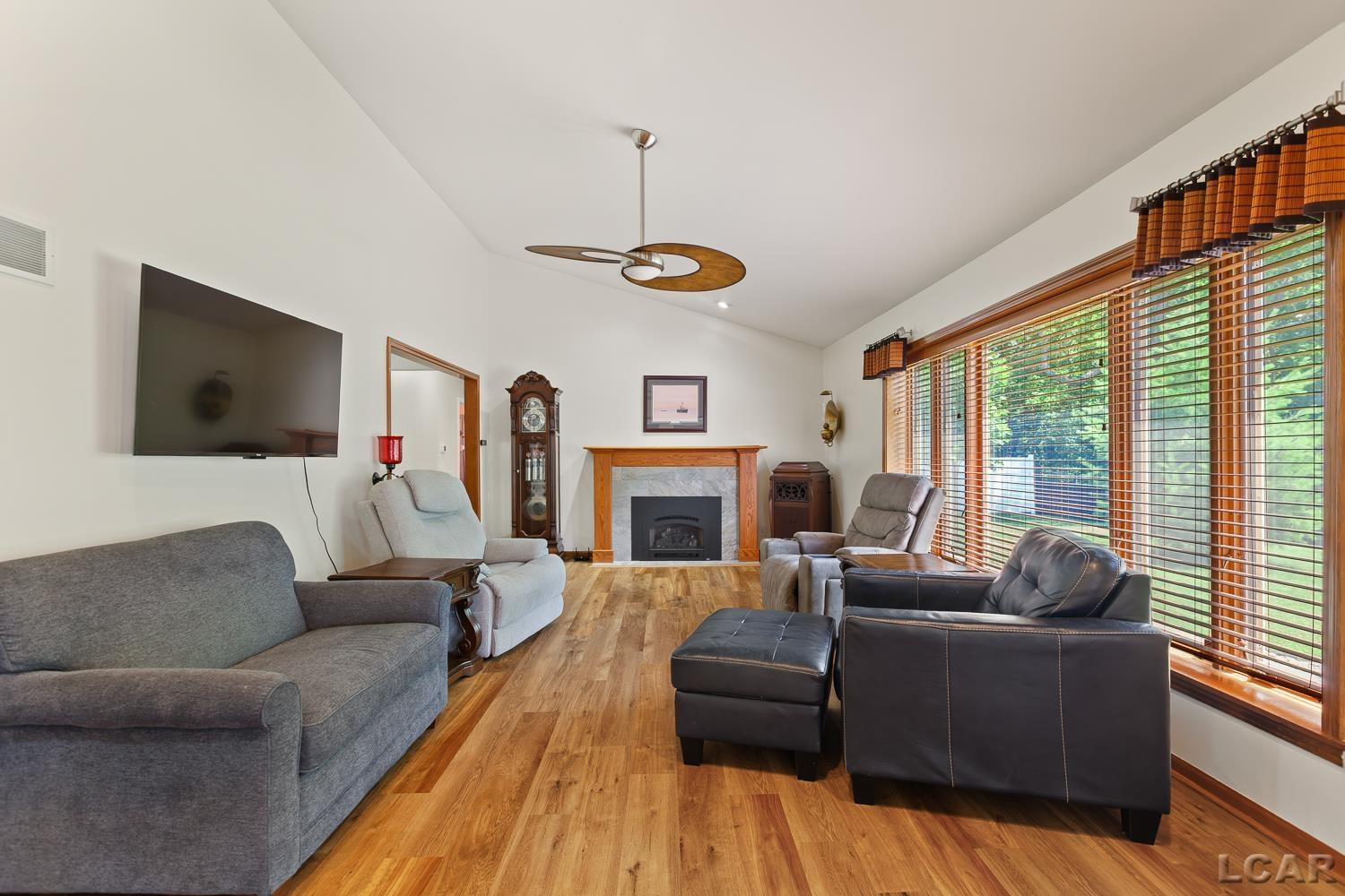 817 Outer Drive, Tecumseh, MI 49286 — Photo 15
