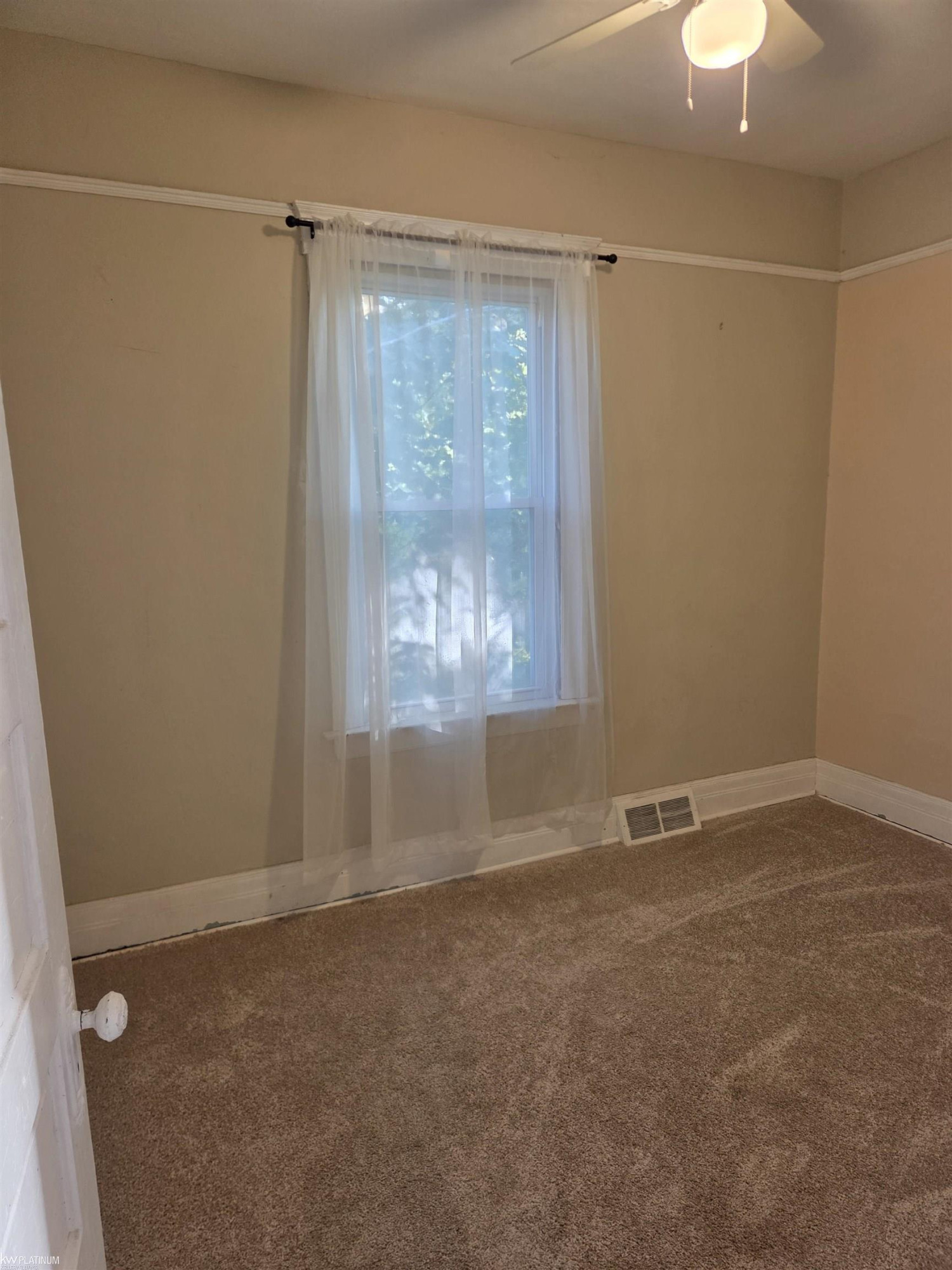 9405 Navarre Street, Detroit, MI 48214 — Photo 4