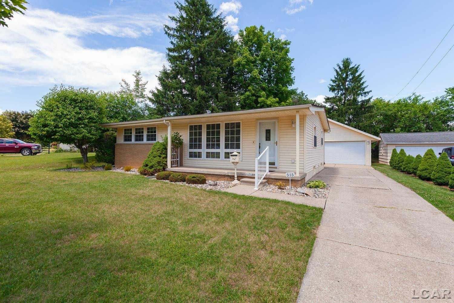515 Nokomis Street, Tecumseh, MI 49286 — Photo 2