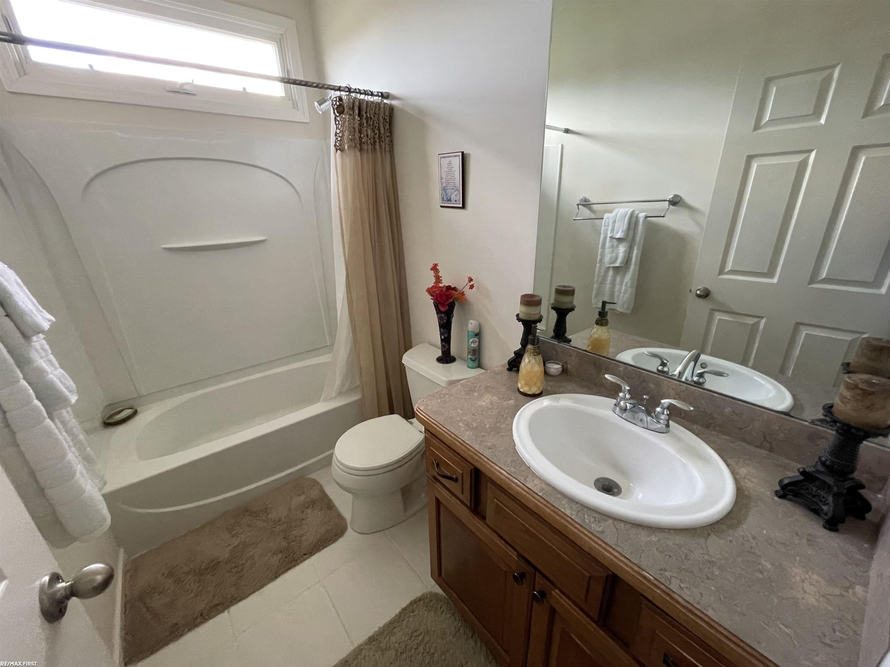28598 Liparoto Boulevard, Flat Rock, MI 48134 — Photo 22
