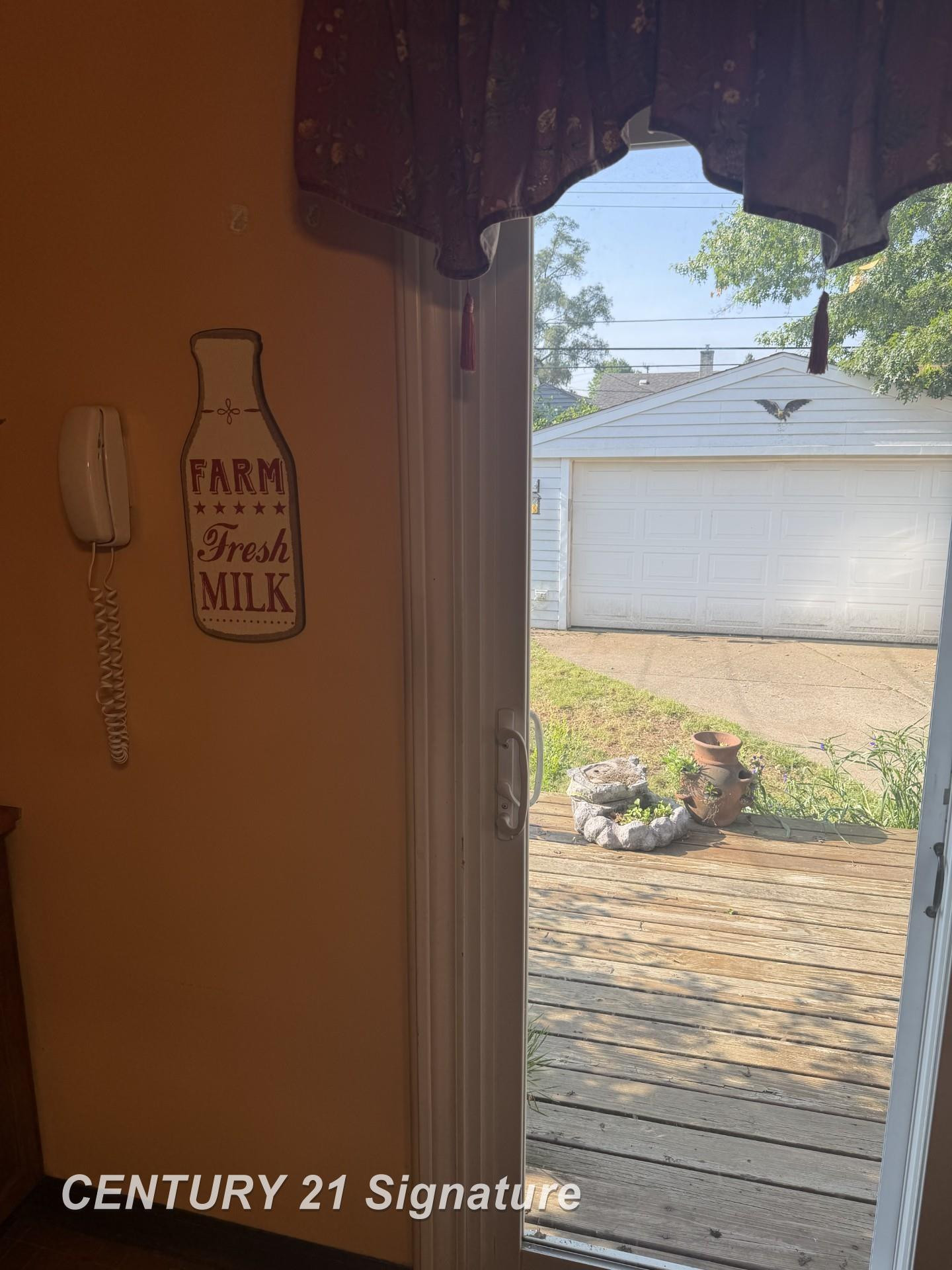 658 East Coy Avenue, MI 48030 — Photo 10