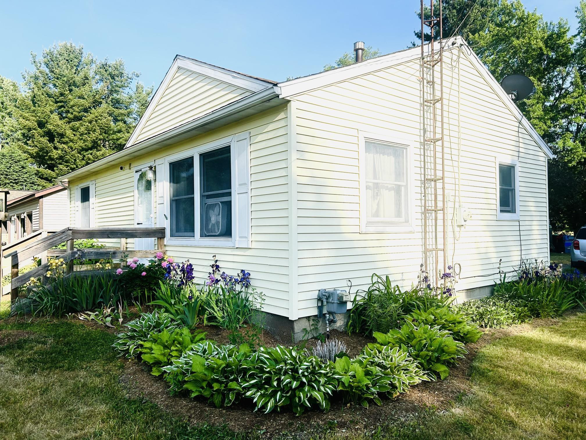 5493 W Frances Road, Clio, MI 48420 — Photo 3