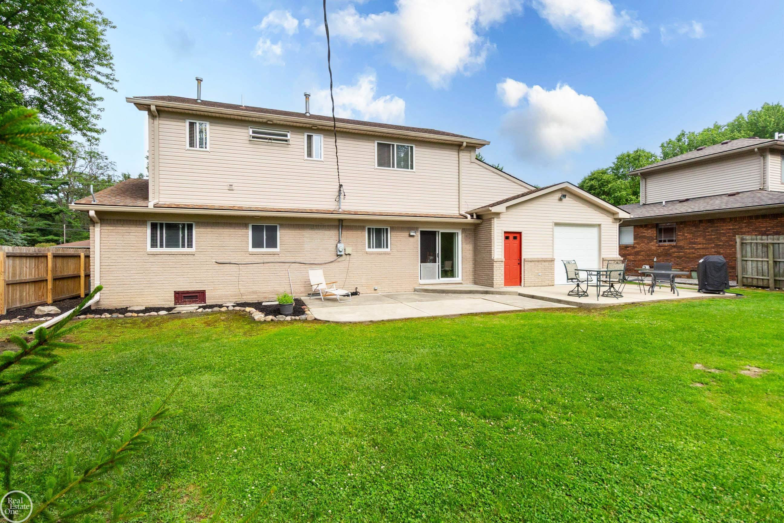 39745 Sylvia Street, MI — Photo 5
