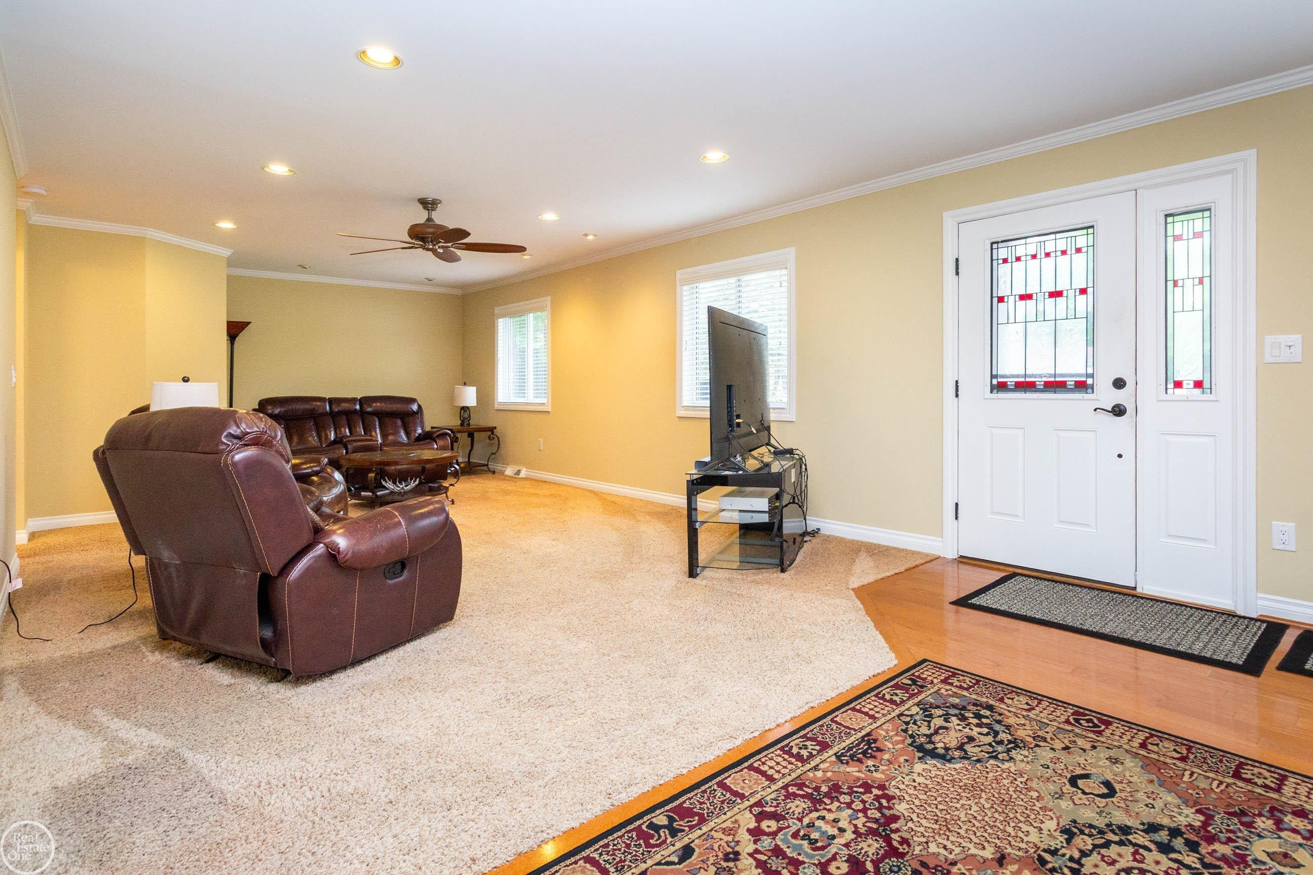 39745 Sylvia Street, MI — Photo 13