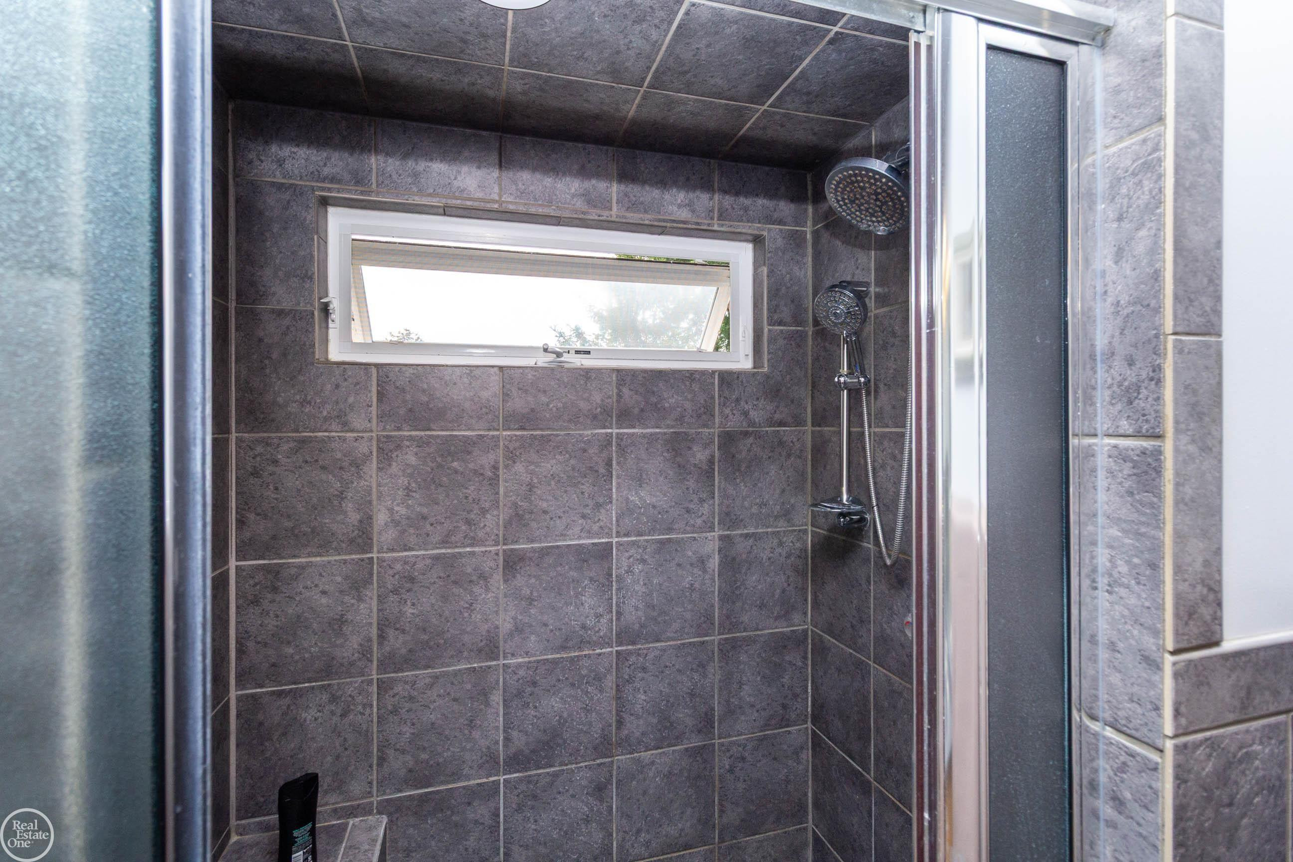 39745 Sylvia Street, MI — Photo 28