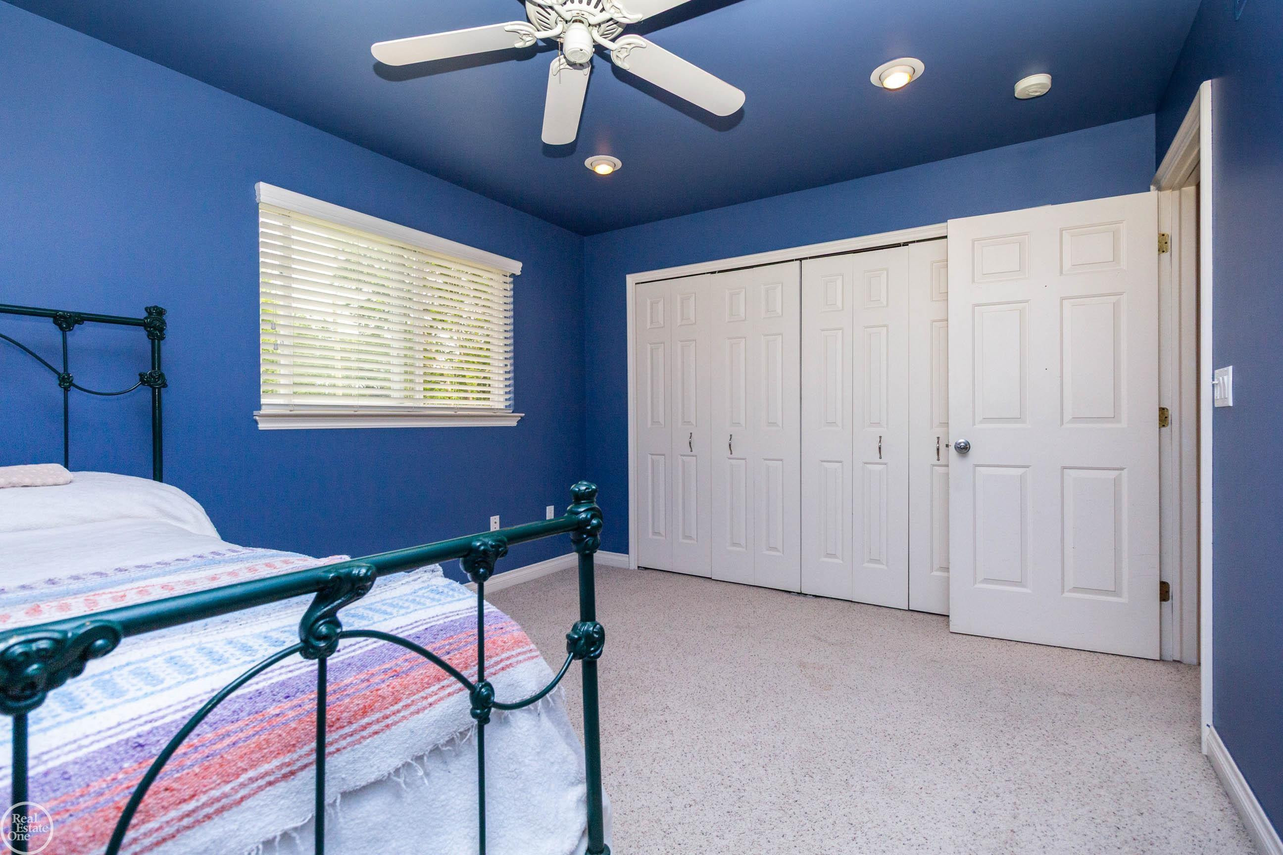 39745 Sylvia Street, MI — Photo 30