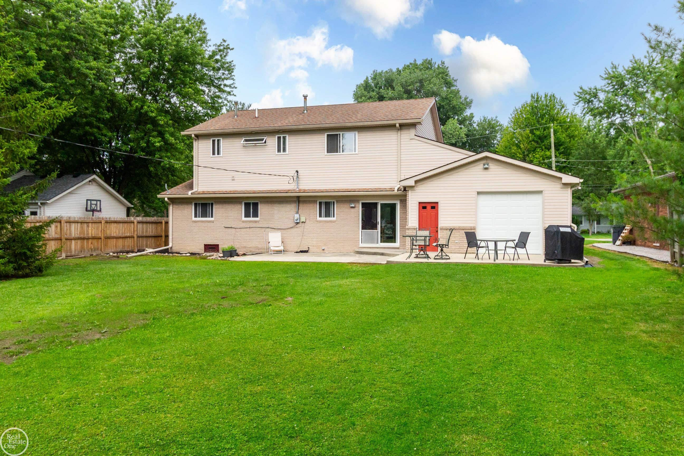 39745 Sylvia Street, MI — Photo 45