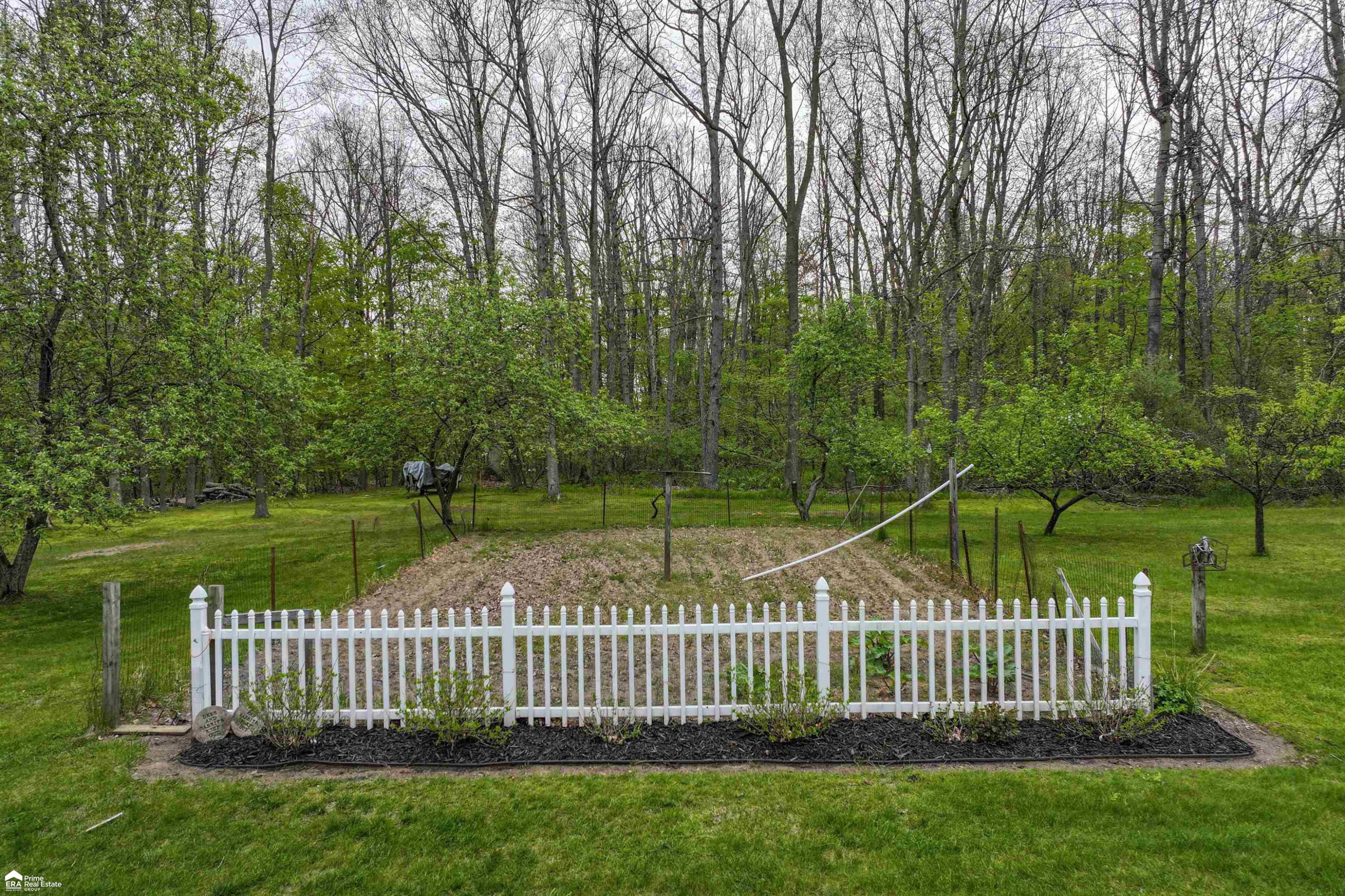 3393 Pine Bluff Court, Columbiaville, MI 48421 — Photo 14