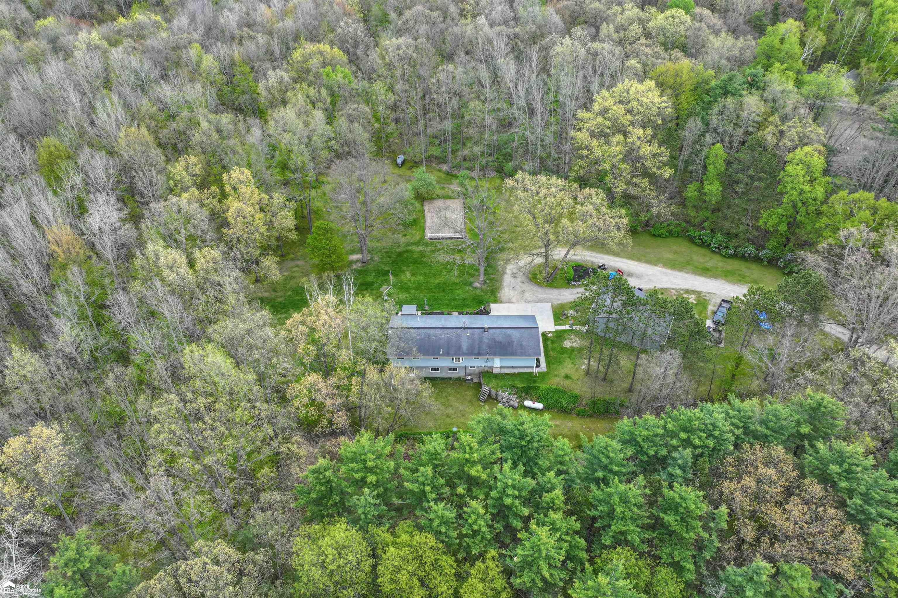 3393 Pine Bluff Court, Columbiaville, MI 48421 — Photo 22