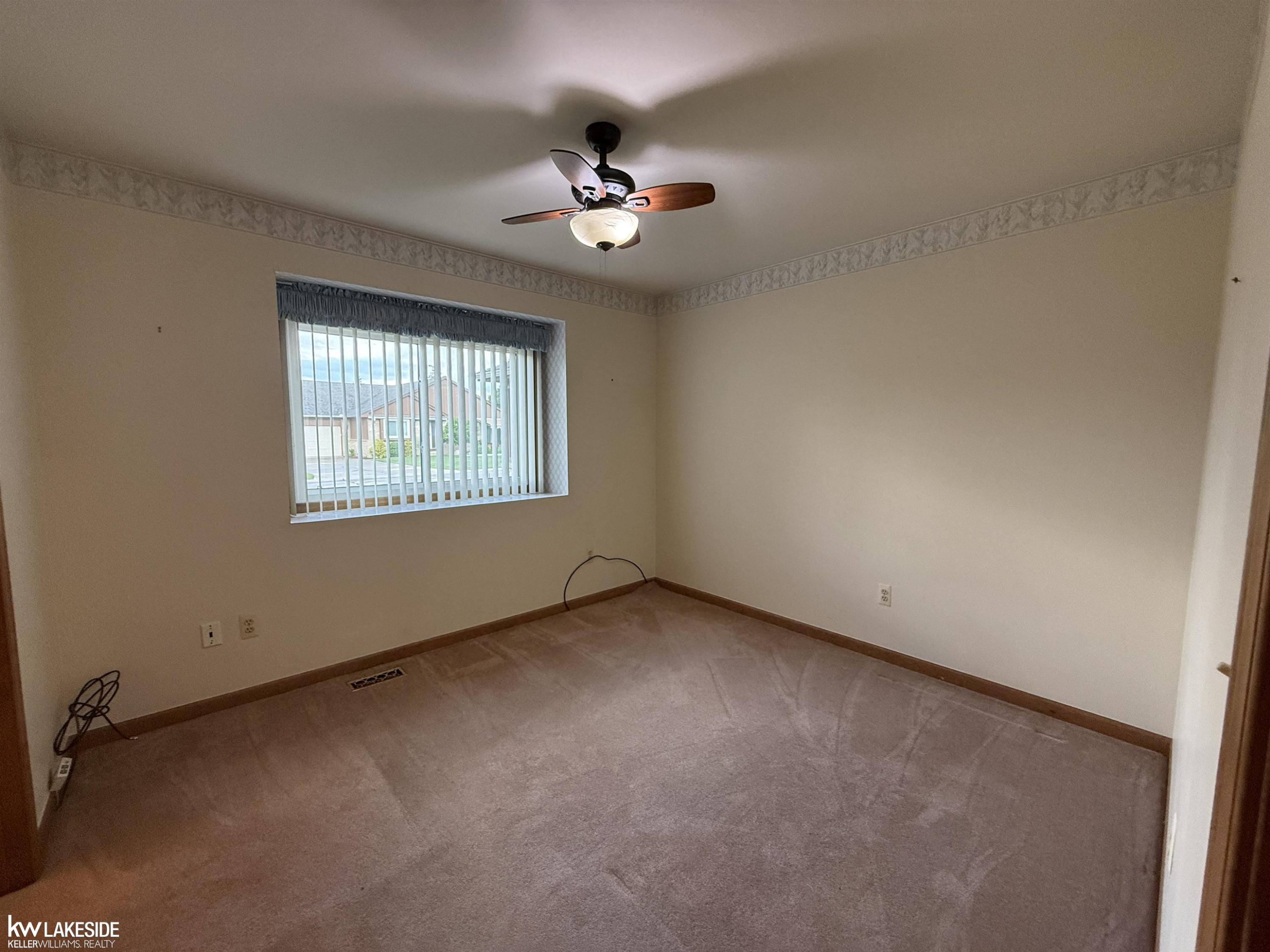 41075 Donna Drive, Clinton Twp, MI 48038 — Photo 14