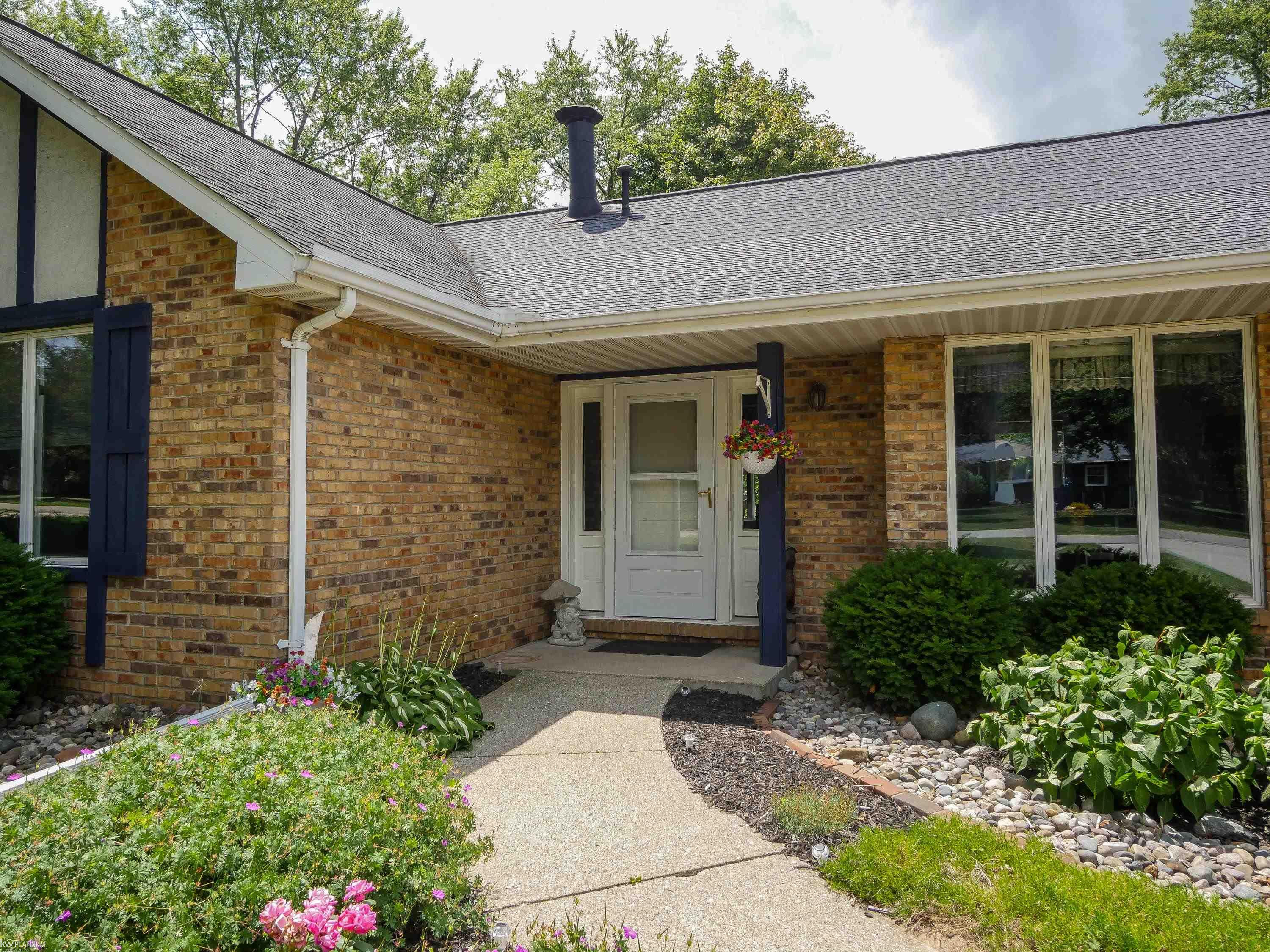 8468 Rondale Drive, Grand Blanc, MI 48439 — Photo 3