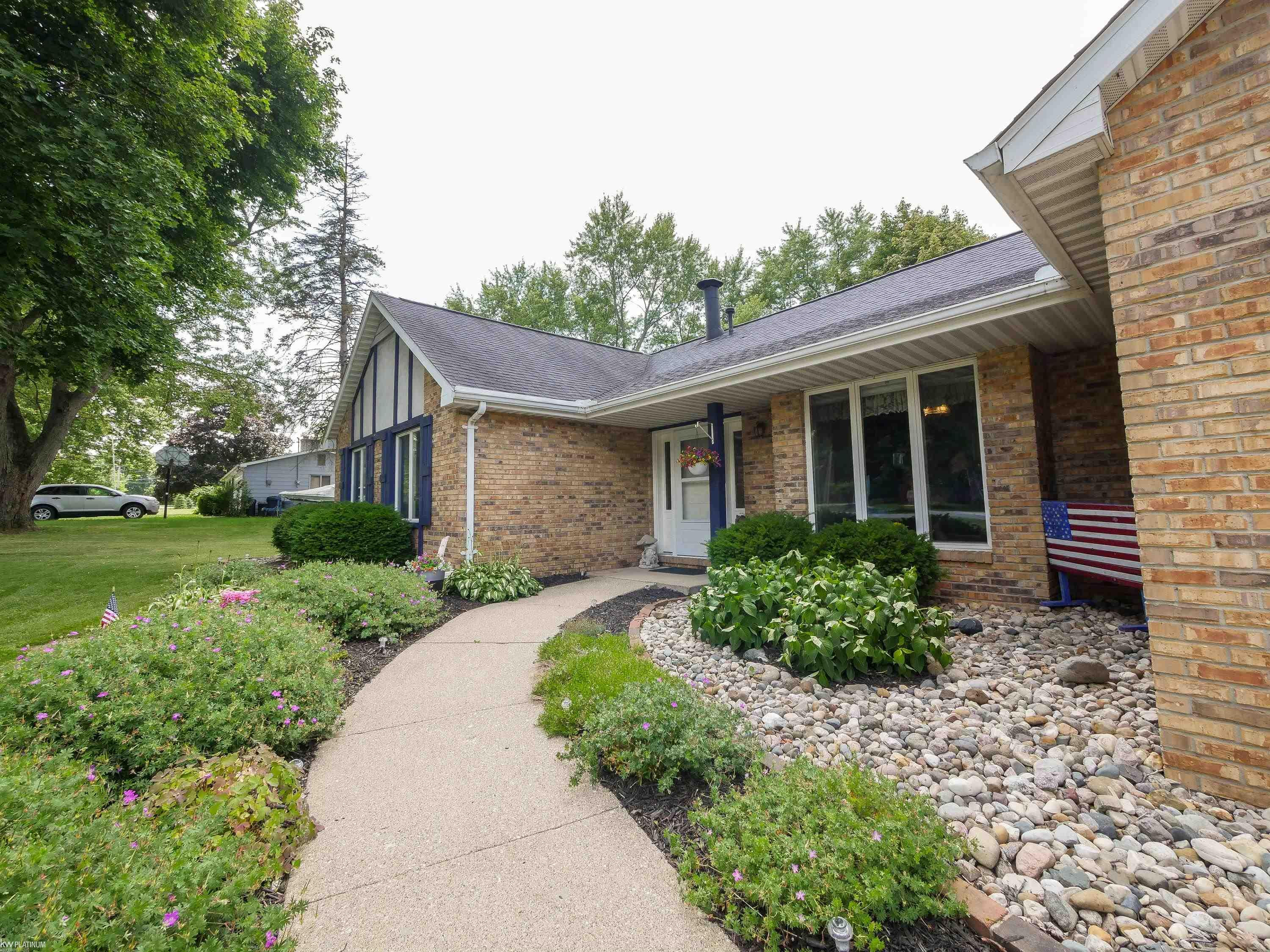 8468 Rondale Drive, Grand Blanc, MI 48439 — Photo 5