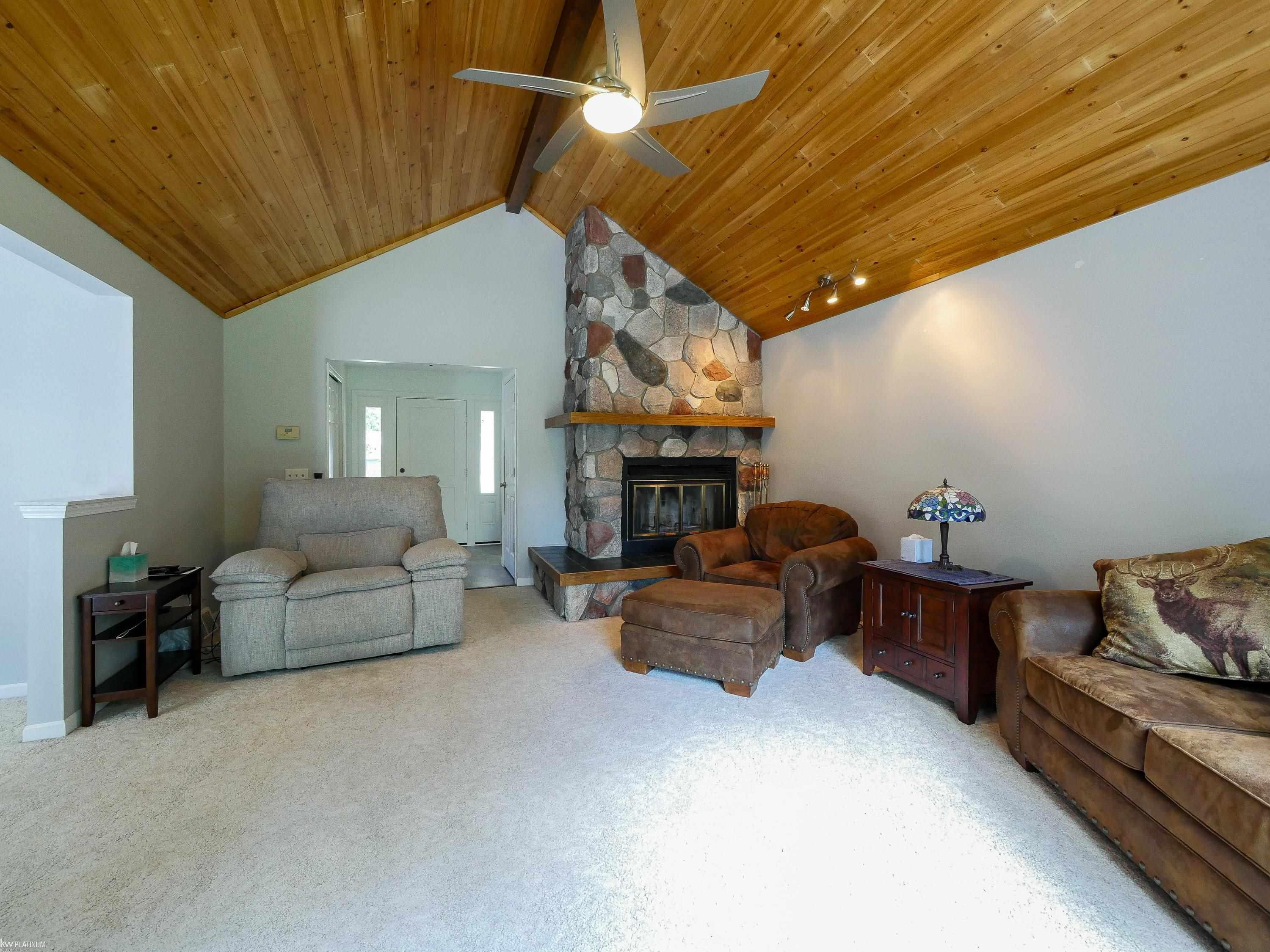 8468 Rondale Drive, Grand Blanc, MI 48439 — Photo 13