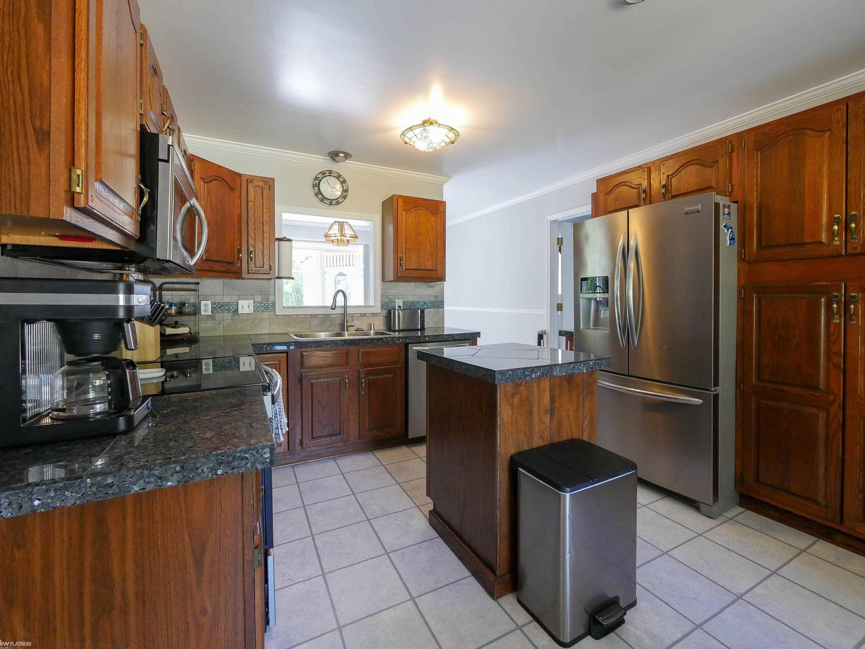 8468 Rondale Drive, Grand Blanc, MI 48439 — Photo 21