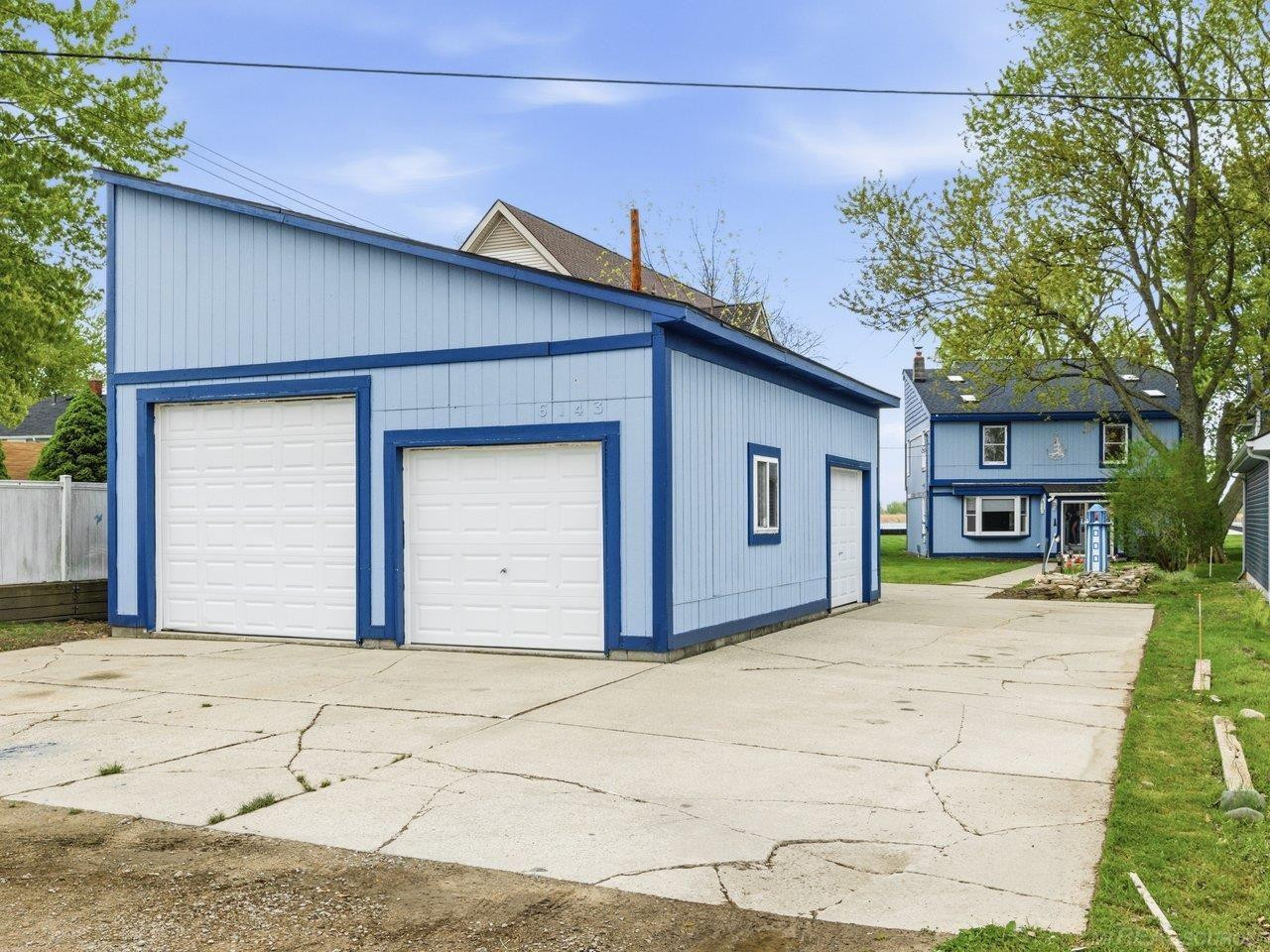 6143 Pointe Tremble Road Road, Algonac, MI 48001 — Photo 5
