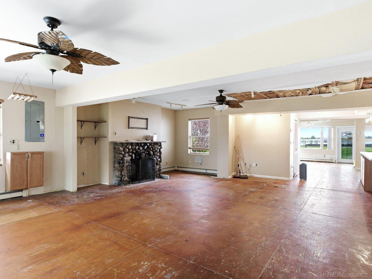 6143 Pointe Tremble Road Road, Algonac, MI 48001 — Photo 16