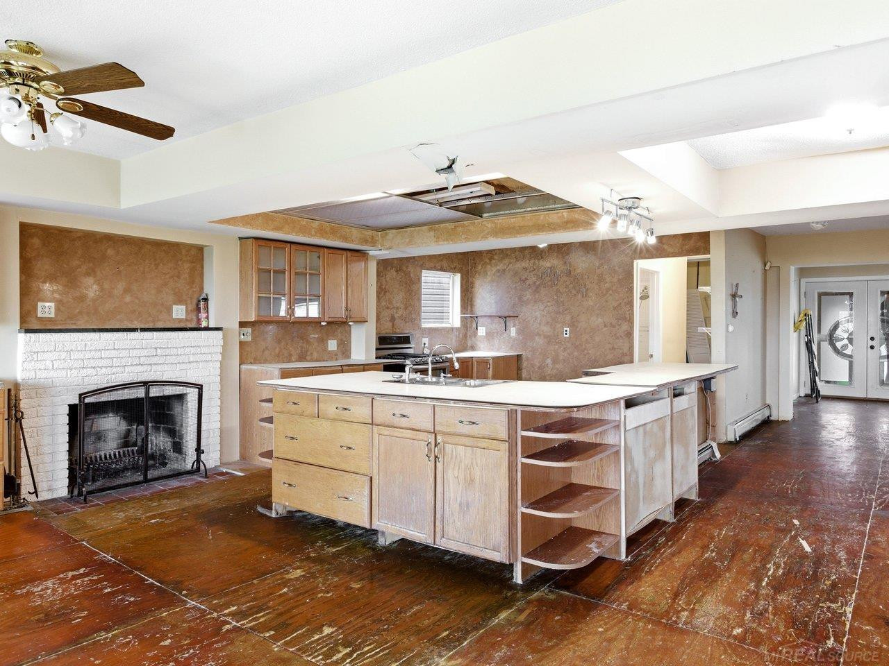 6143 Pointe Tremble Road Road, Algonac, MI 48001 — Photo 19