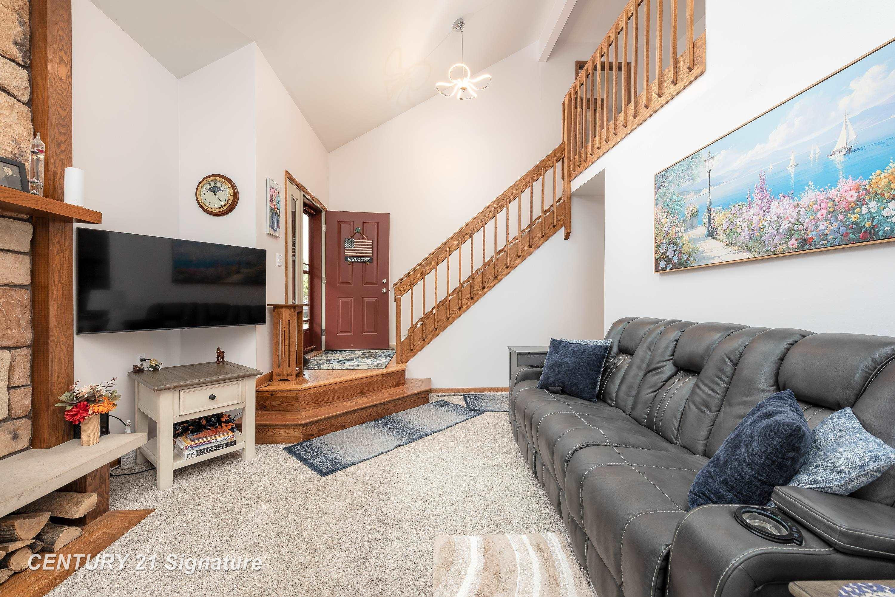 5002 Natalie Court, Midland, MI 48640 — Photo 4