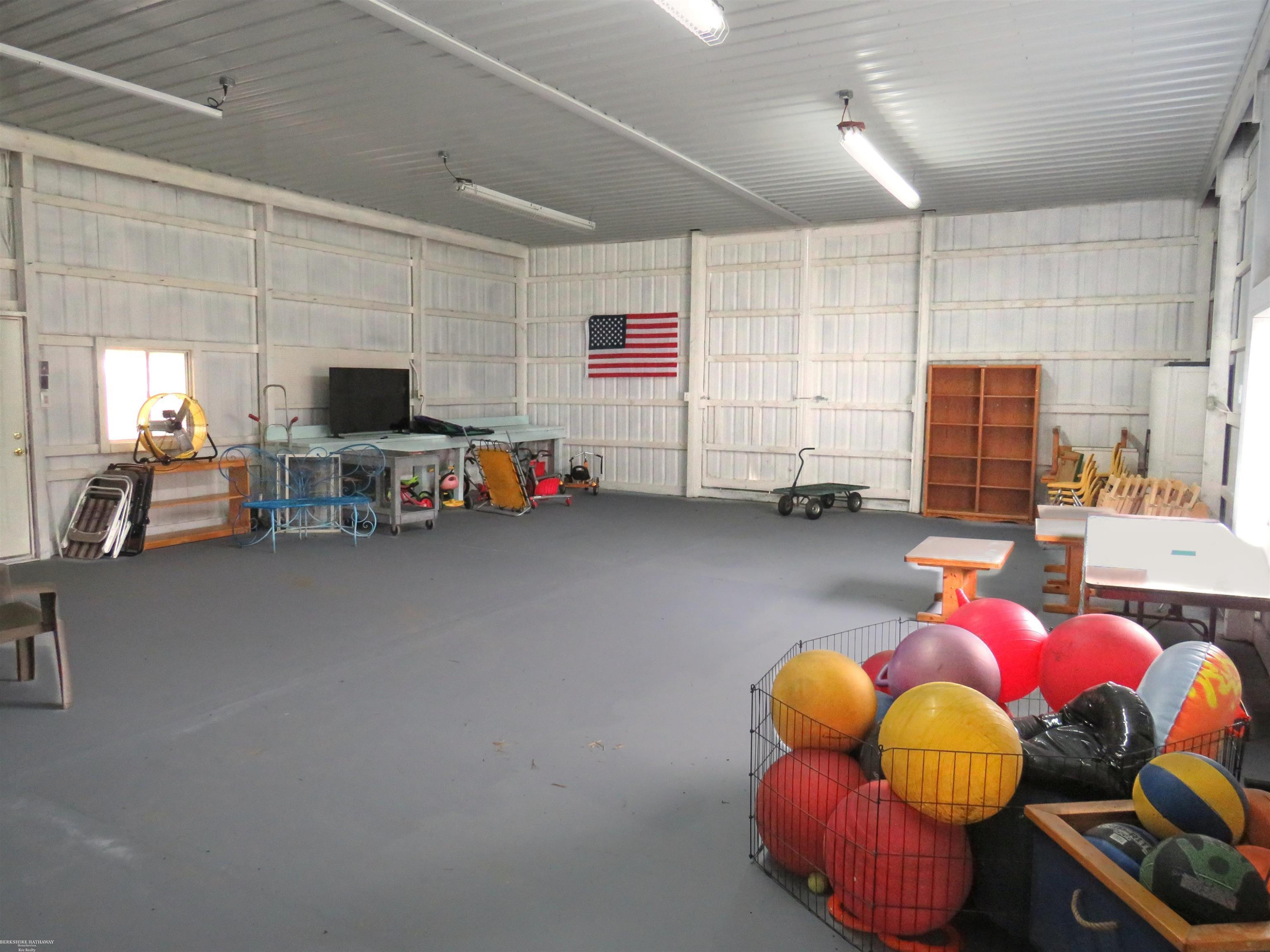 8622 Dixie Highway, MI — Photo 8