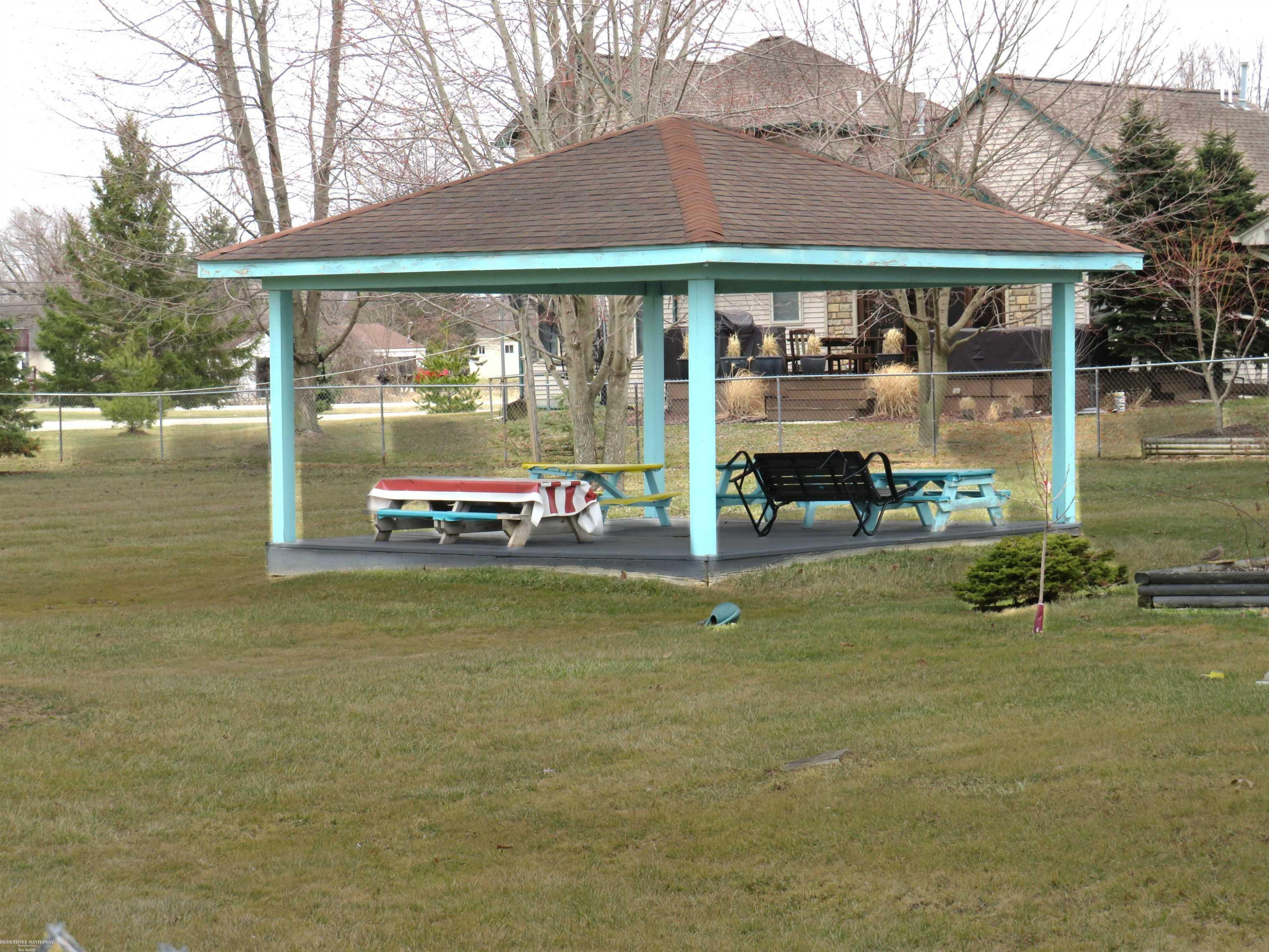 8622 Dixie Highway, MI — Photo 9