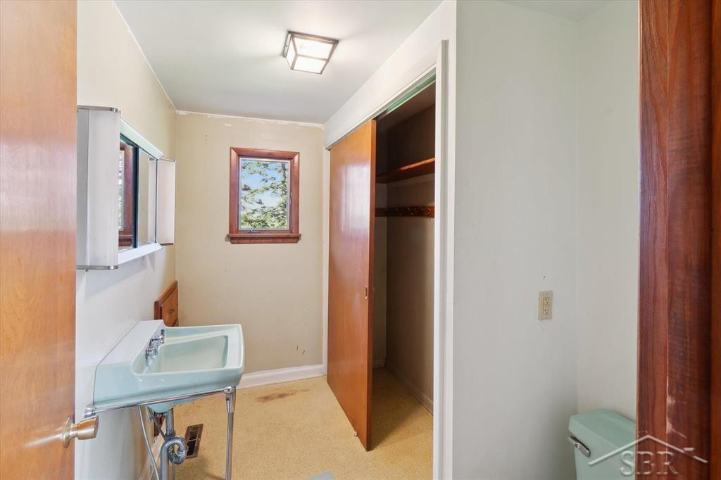 411 W Markel Road, MI — Photo 33