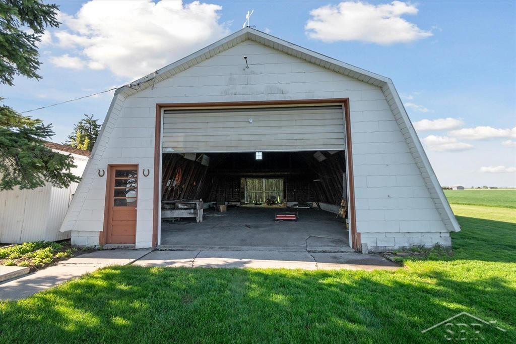 411 W Markel Road, MI — Photo 48