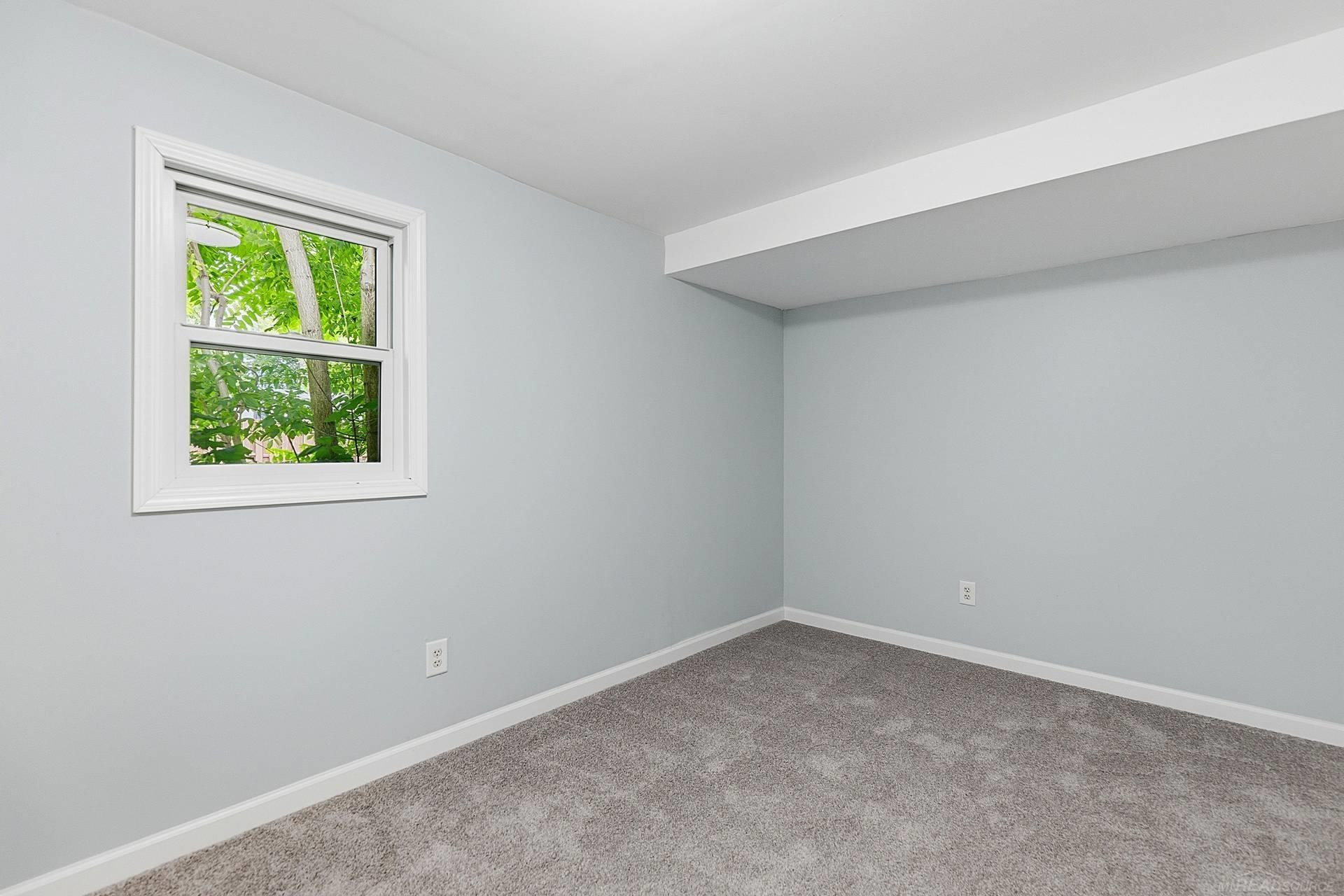 44 Fessenden Street, Mount Clemens, MI 48043 — Photo 15