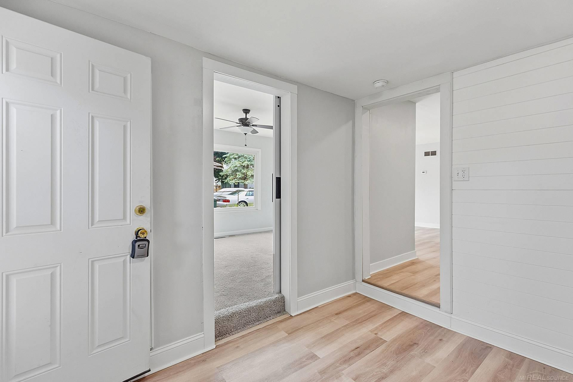 44 Fessenden Street, Mount Clemens, MI 48043 — Photo 19