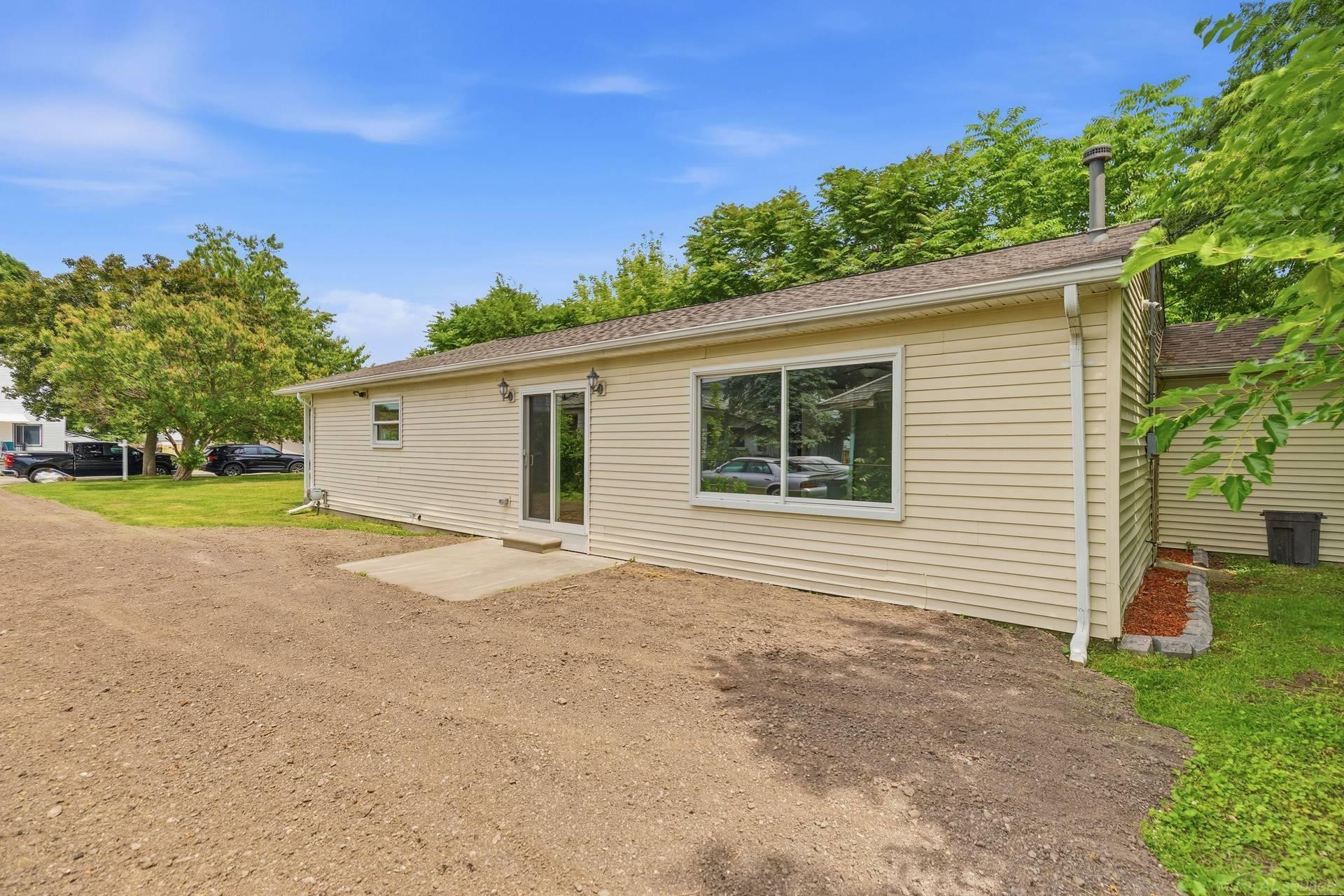 44 Fessenden Street, Mount Clemens, MI 48043 — Photo 21