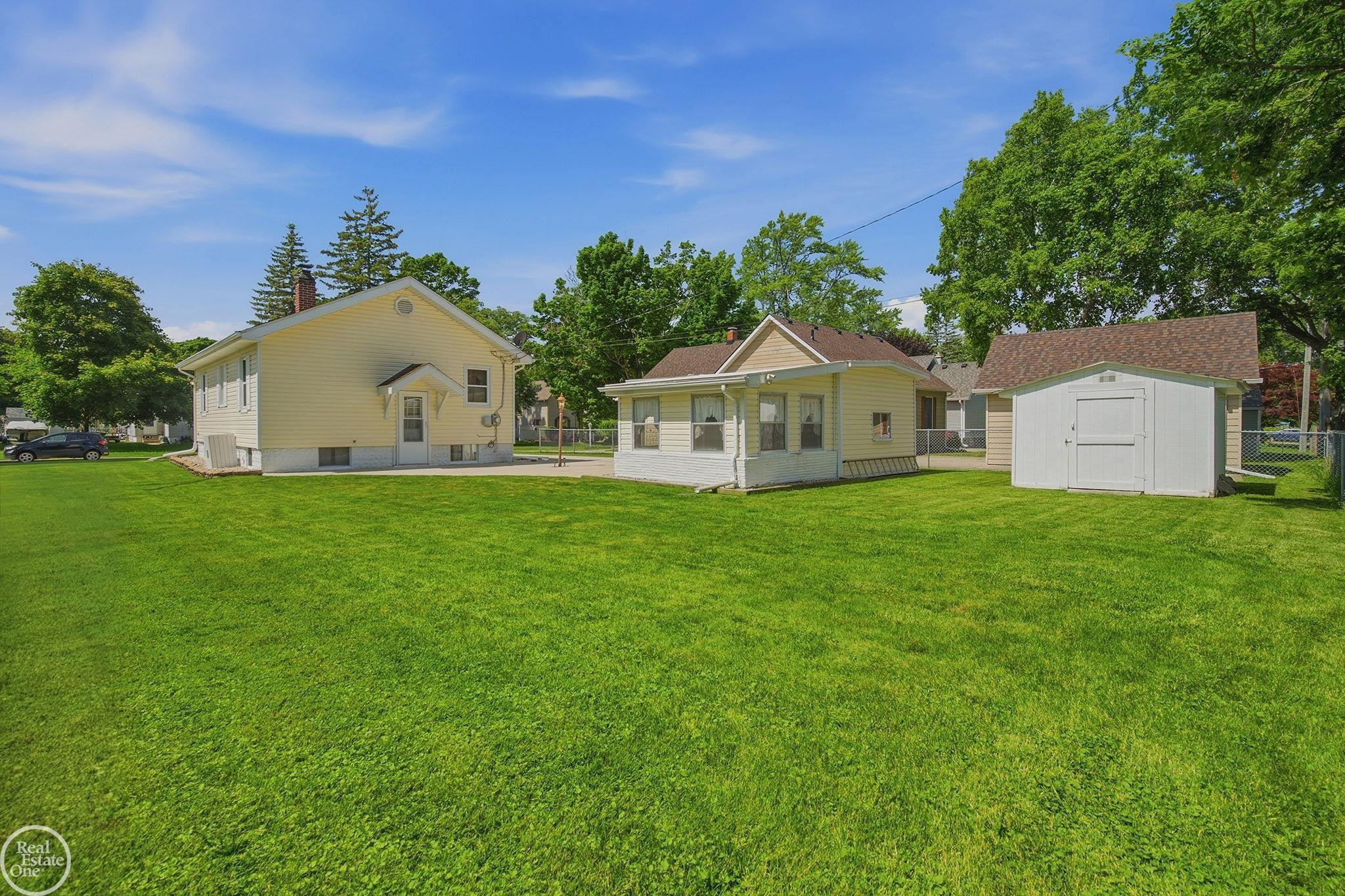 804 WATERLOO Street, MI 48079 — Photo 4