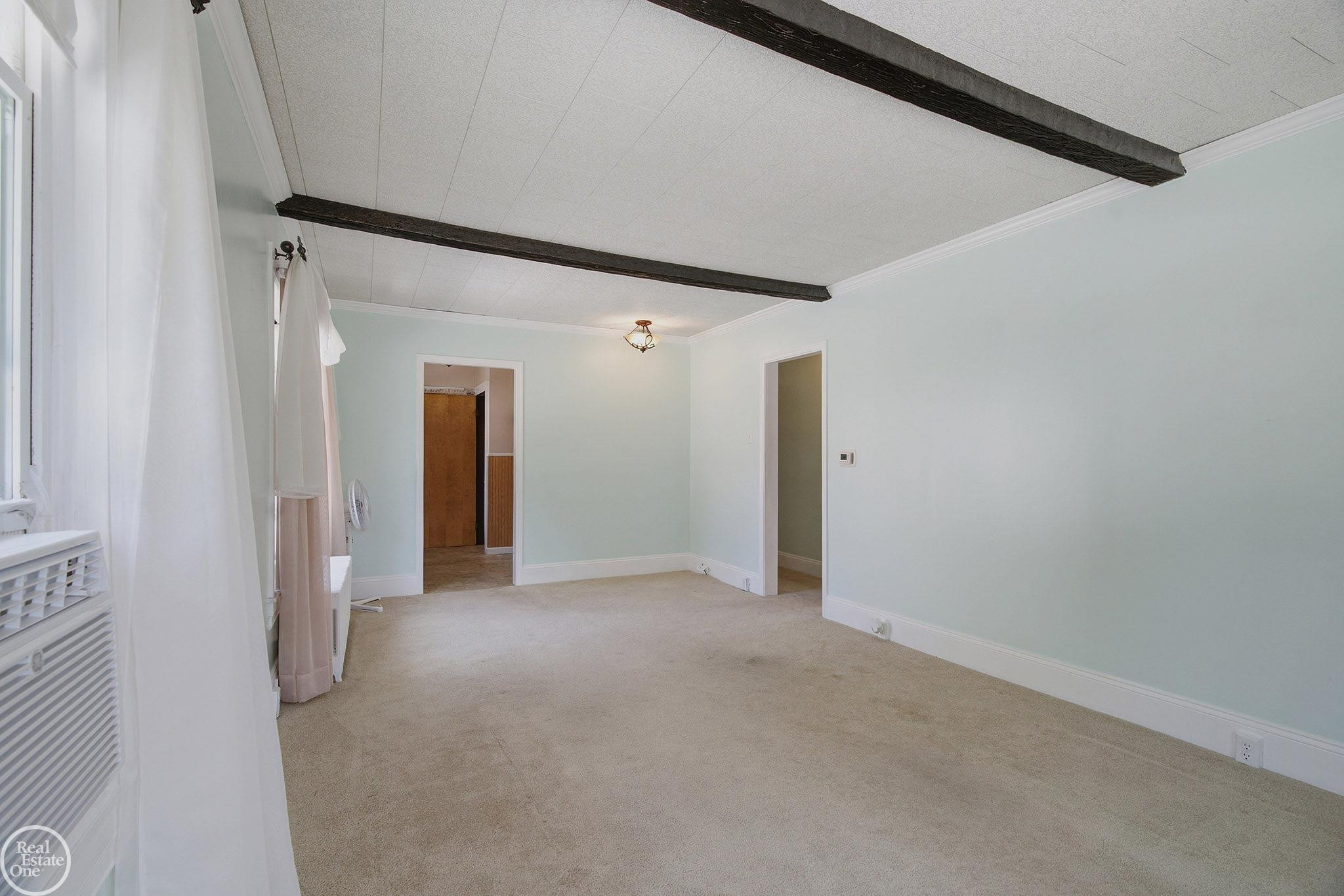 804 WATERLOO Street, MI 48079 — Photo 11
