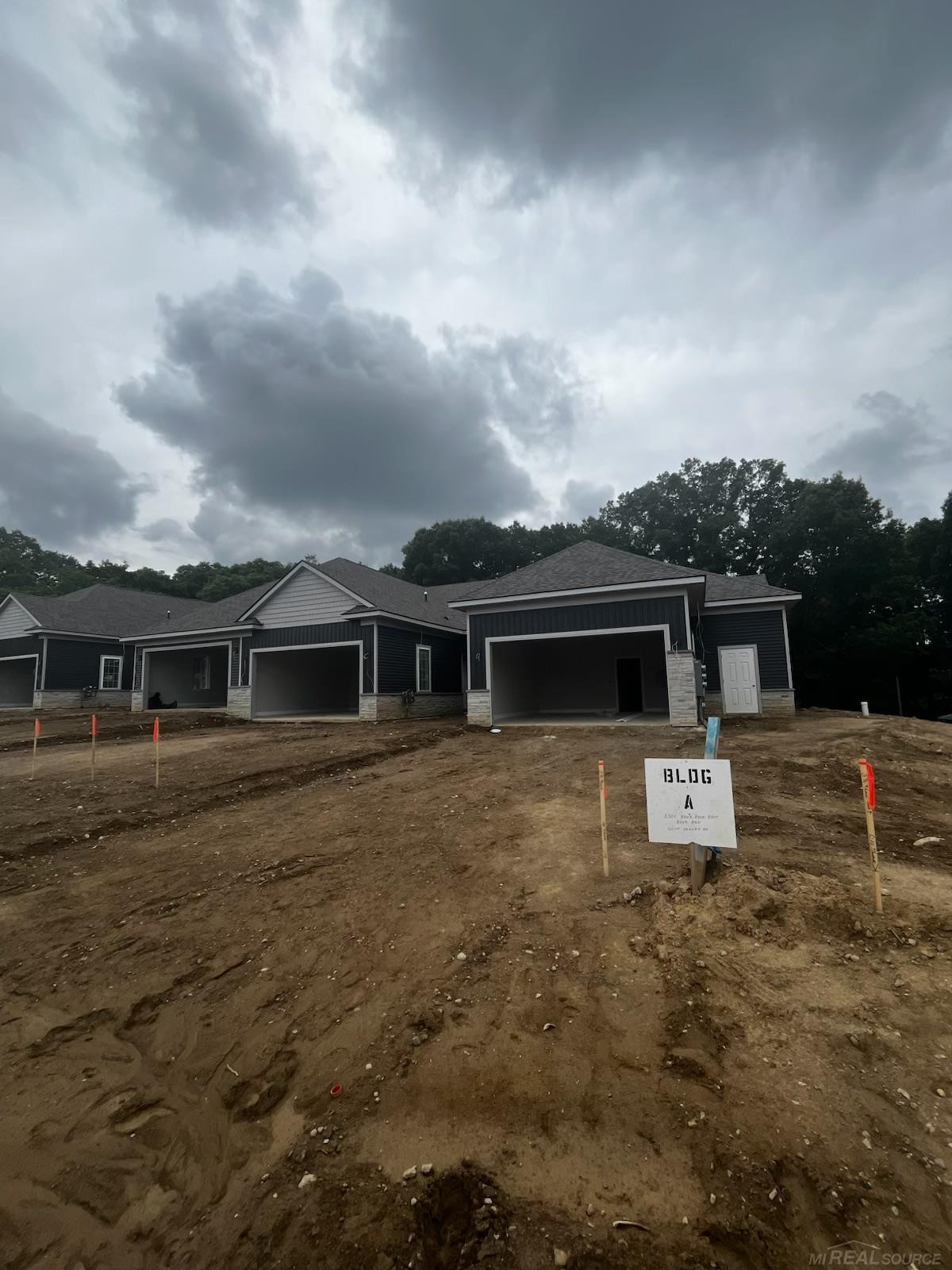 8520 West Valley Drive, MI 48383