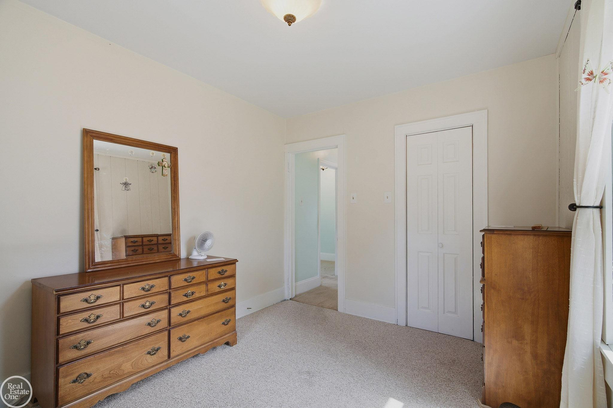 804 WATERLOO Street, MI 48079 — Photo 15