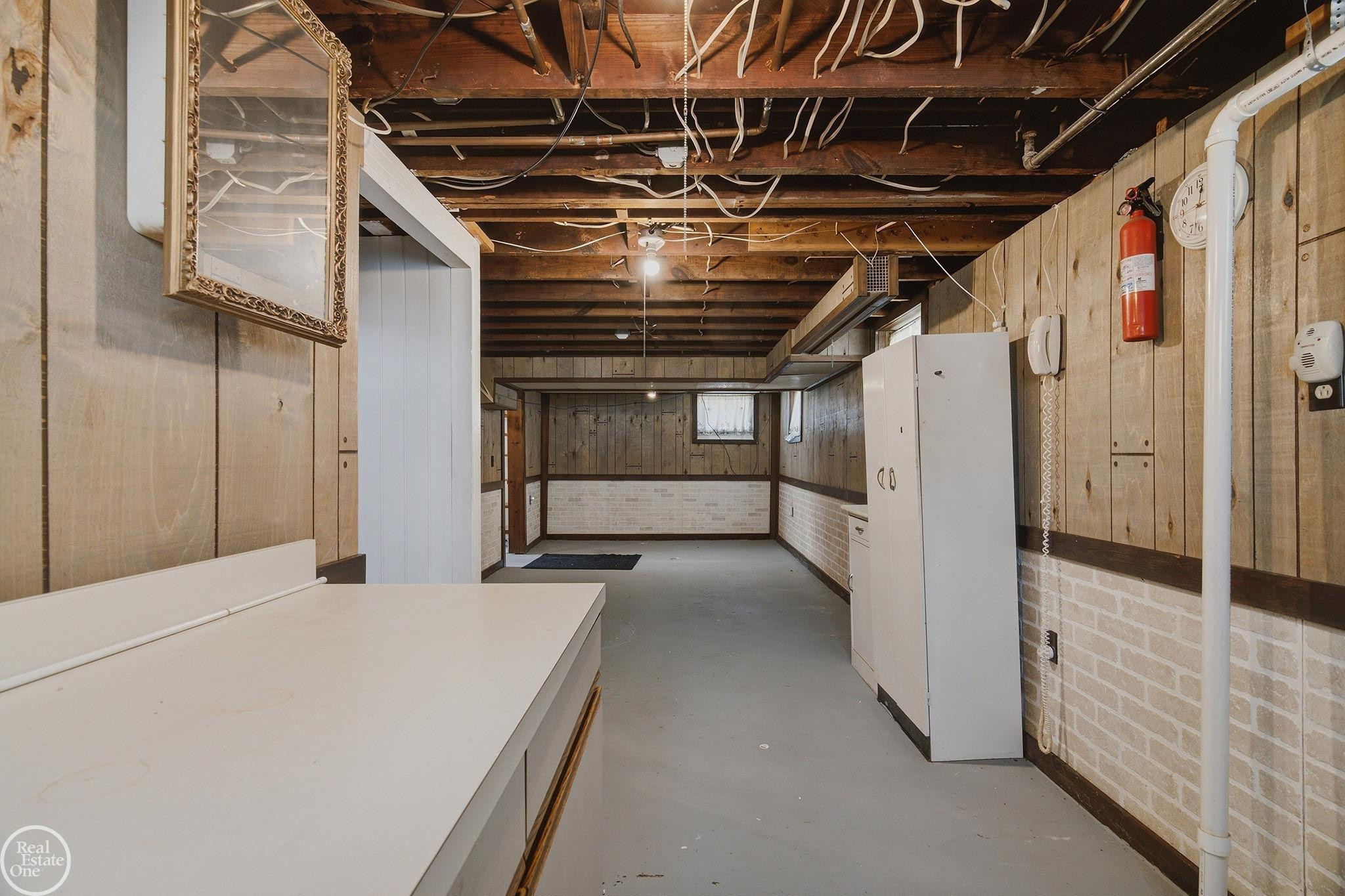 804 WATERLOO Street, MI 48079 — Photo 23