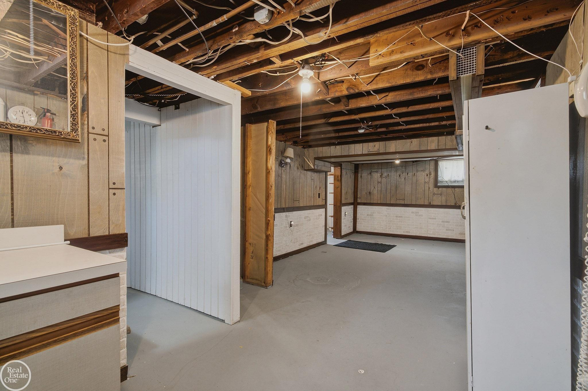 804 WATERLOO Street, MI 48079 — Photo 26