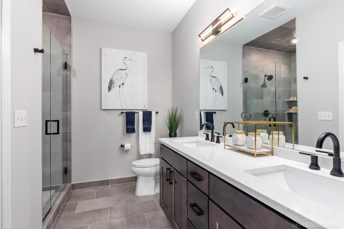 8520 West Valley Drive, MI 48383 — Photo 26
