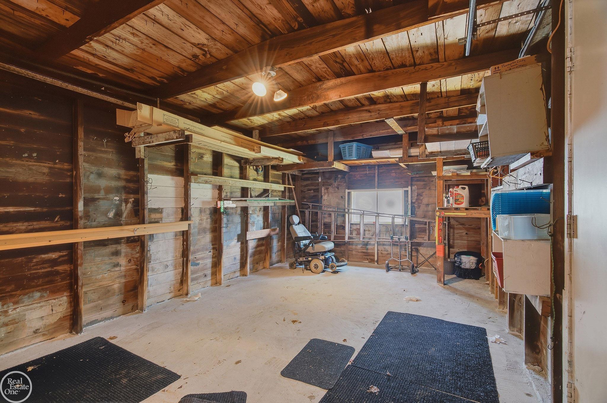 804 WATERLOO Street, MI 48079 — Photo 29