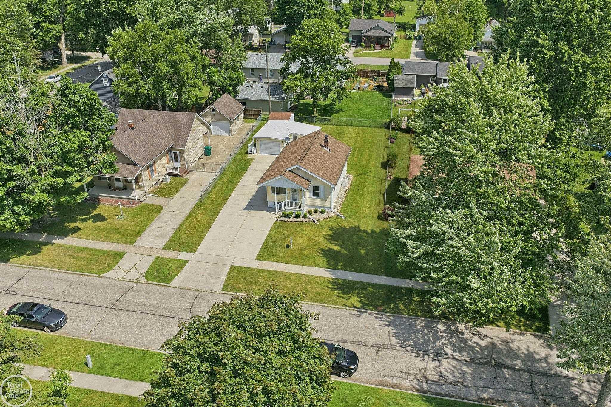 804 WATERLOO Street, MI 48079 — Photo 31