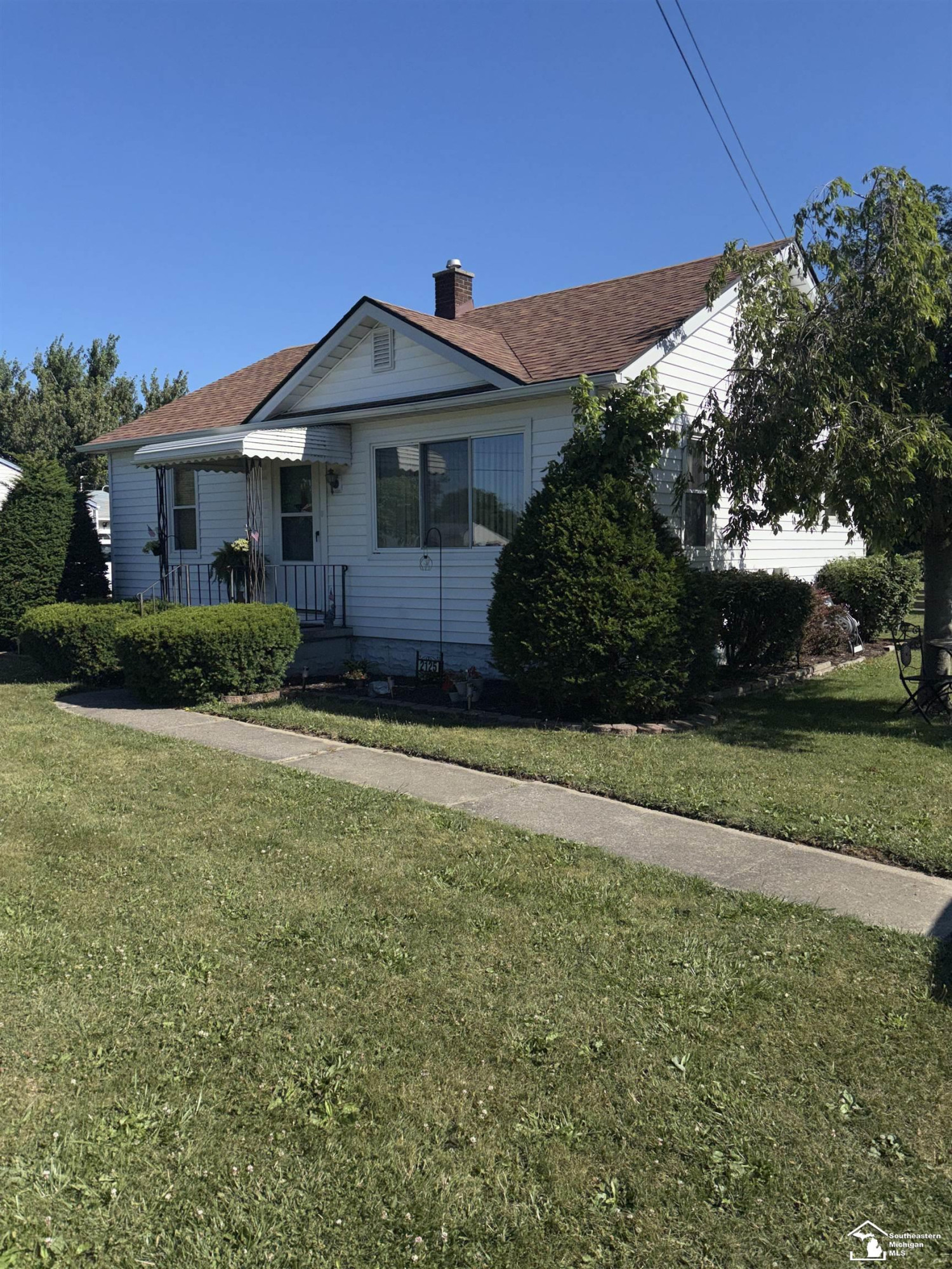 2125 nadeau Road, Monroe, MI 48162 — front exterior