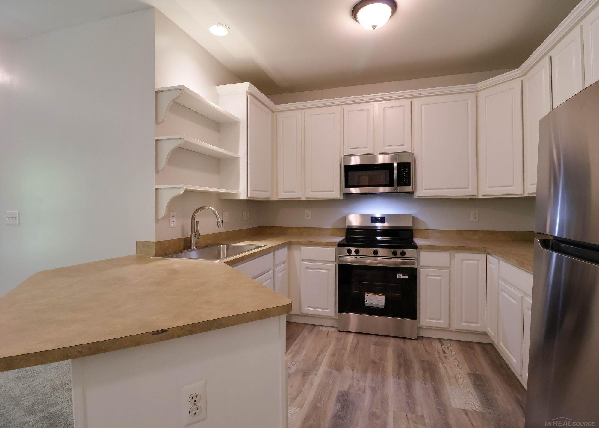 25675 Maritime Circle North Circle, MI — Photo 6